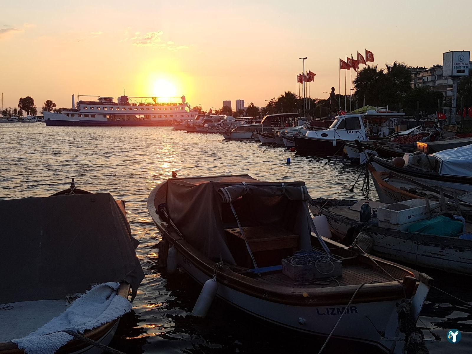 Efes Gemi Restaurant