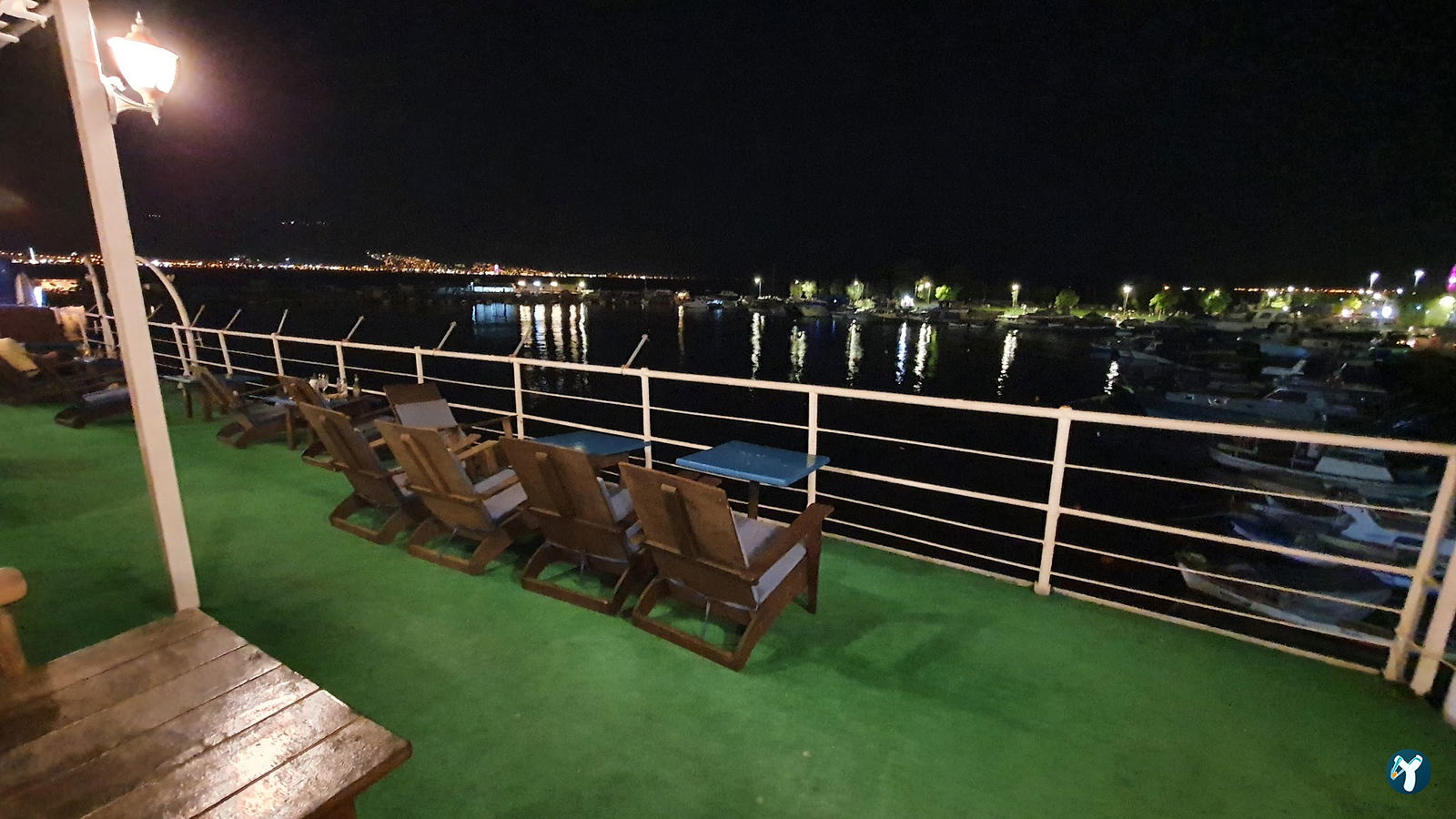 Efes Gemi Restaurant