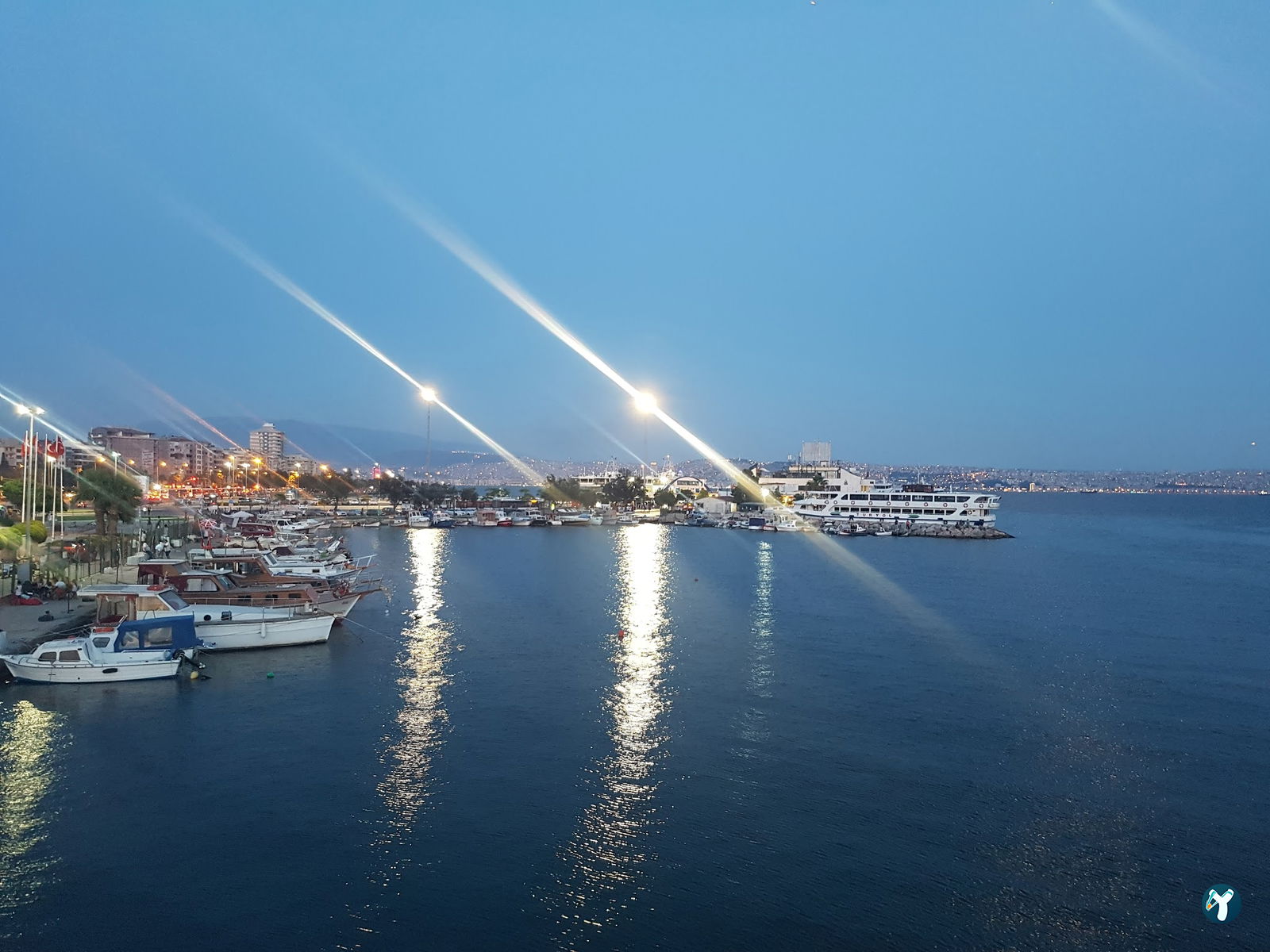 Efes Gemi Restaurant