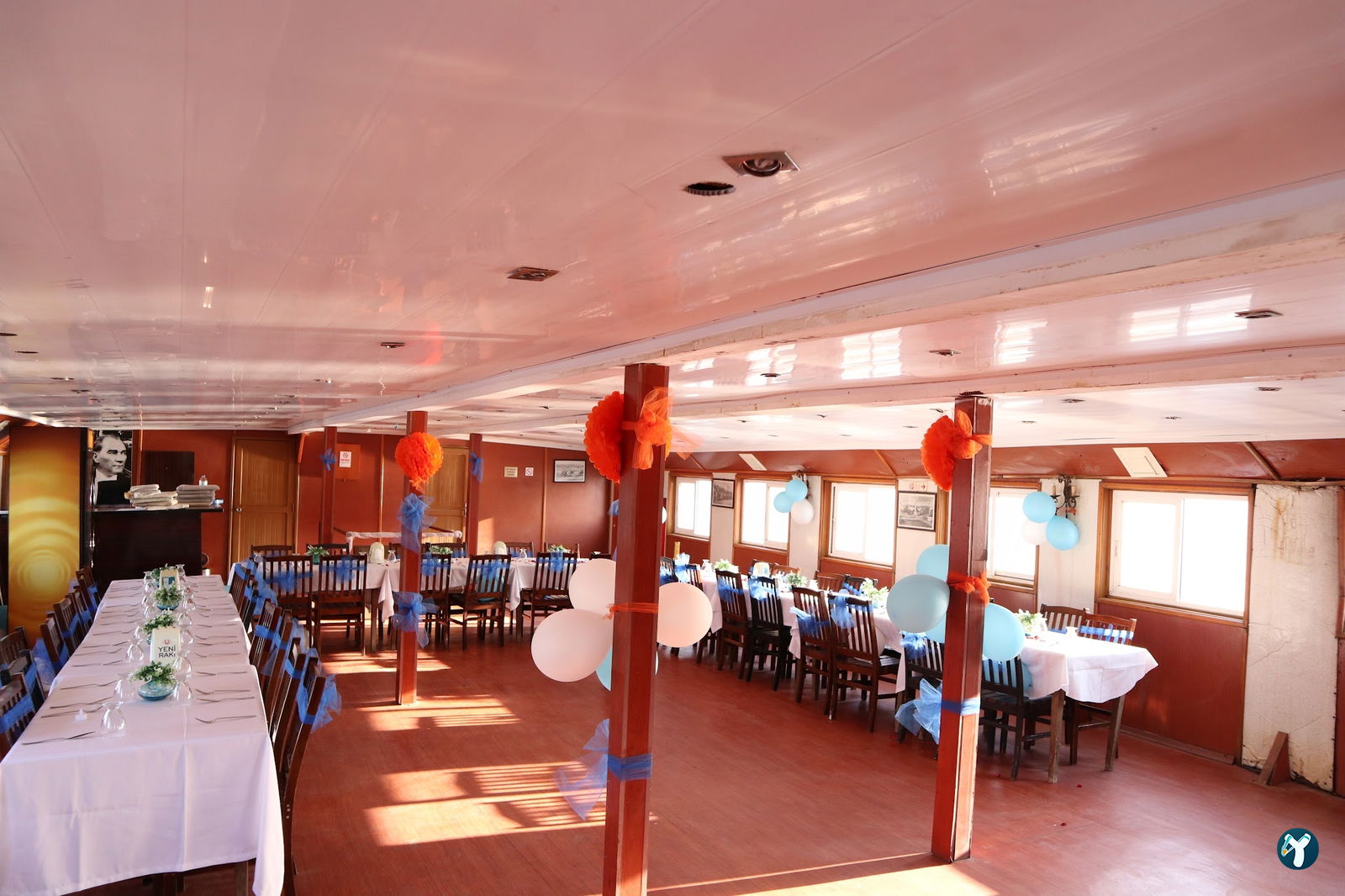 Efes Gemi Restaurant