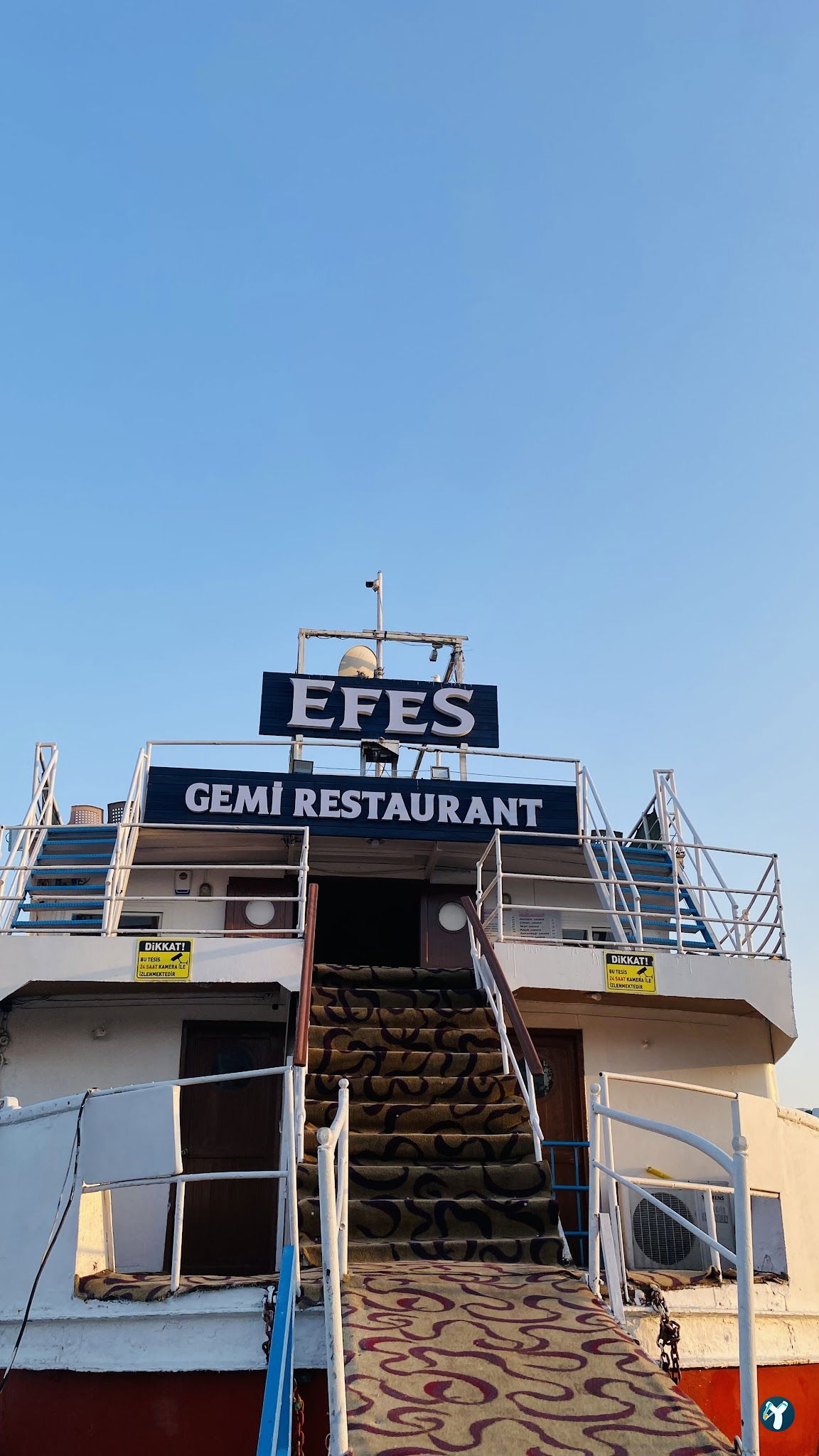 Efes Gemi Restaurant