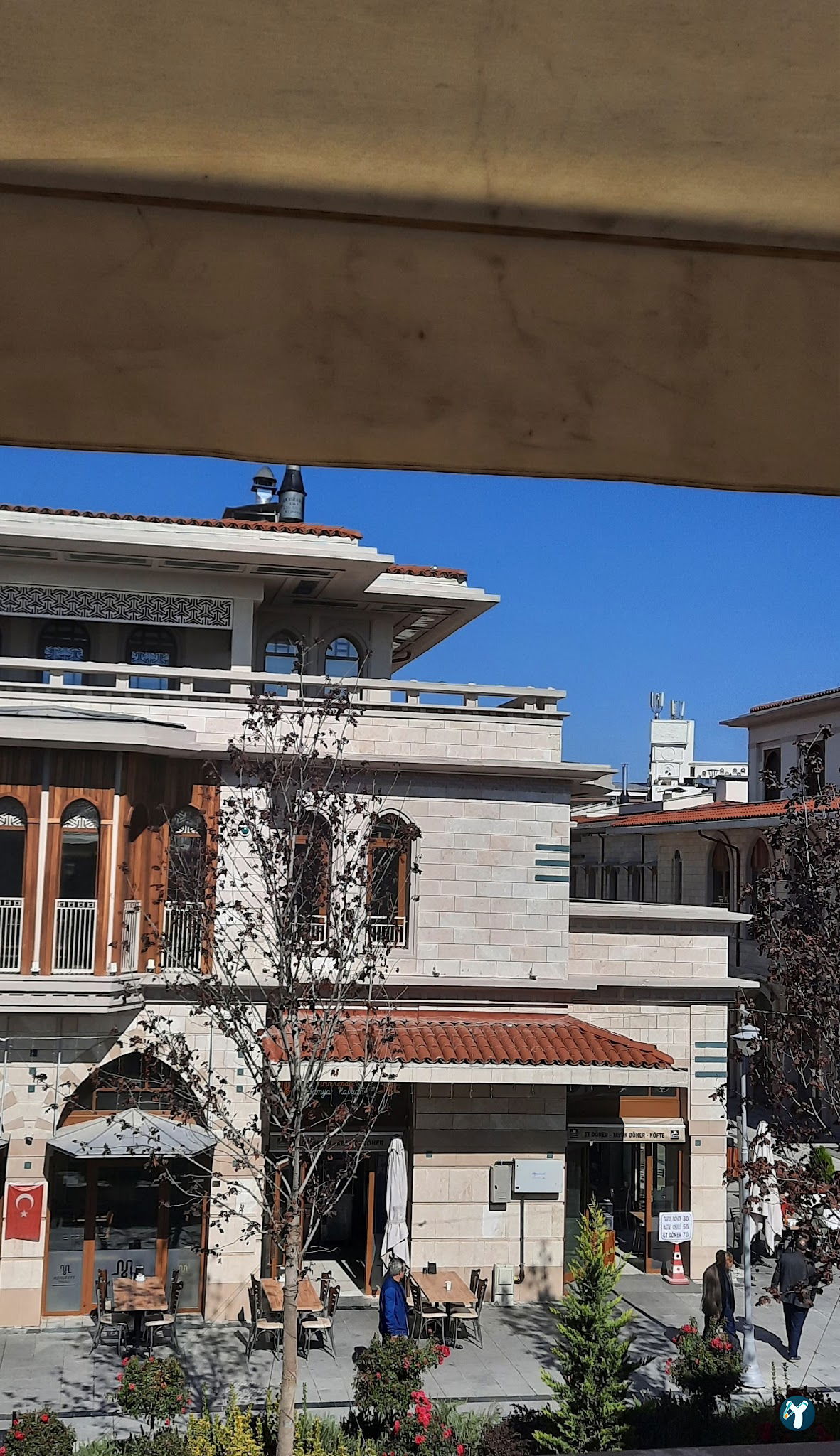 Fera Coffee Türbe Önü