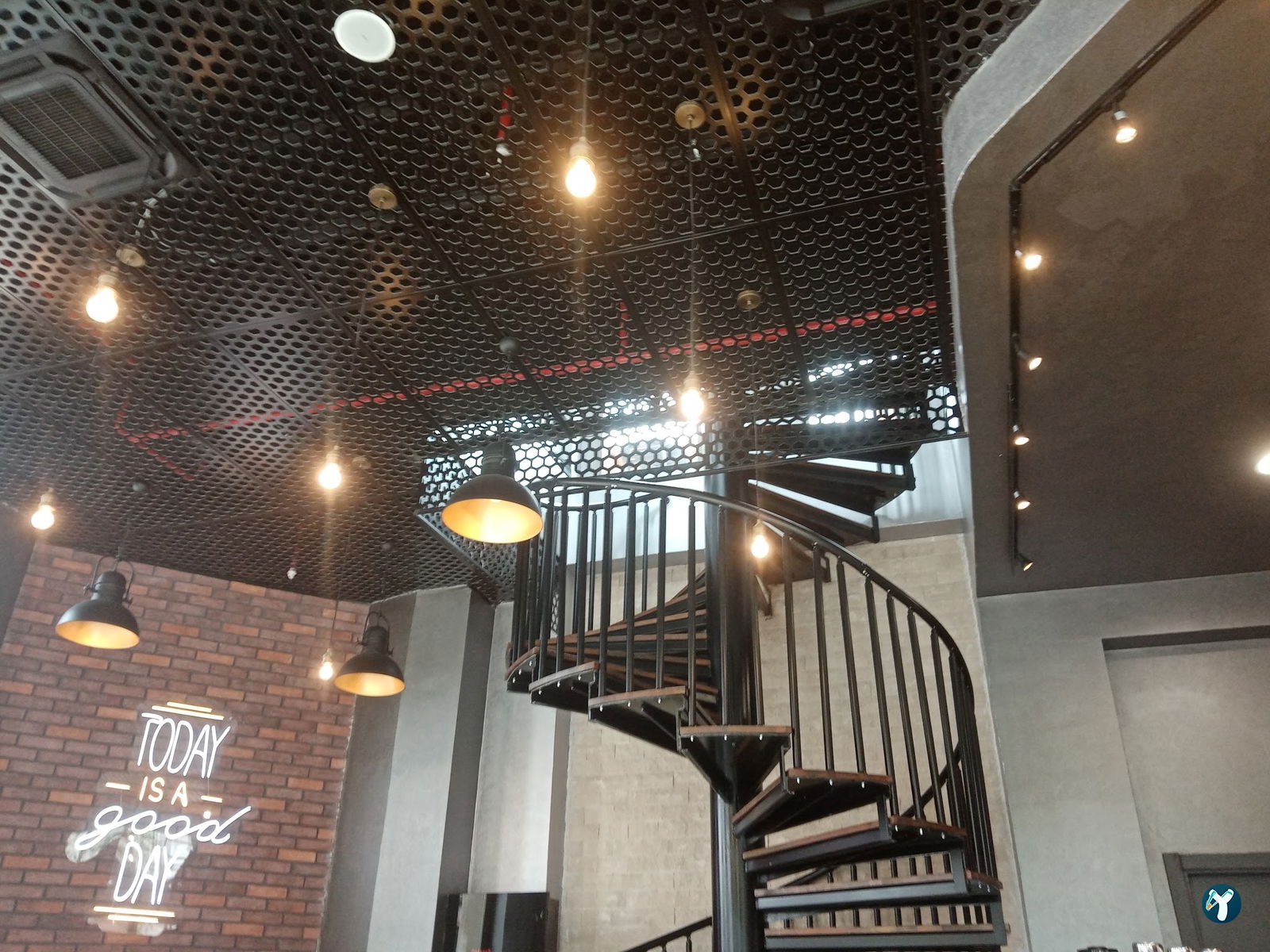 Fera Coffee Türbe Önü