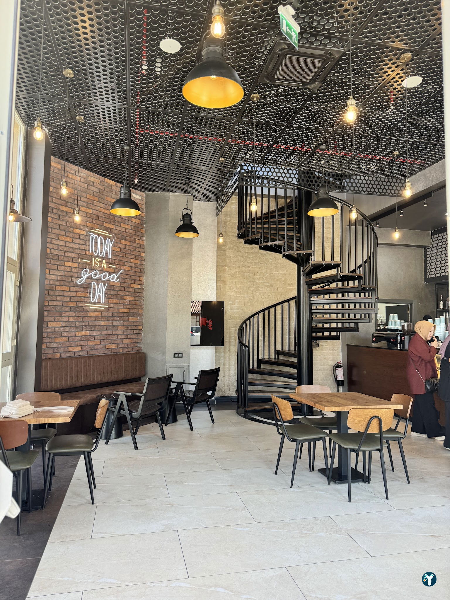Fera Coffee Türbe Önü
