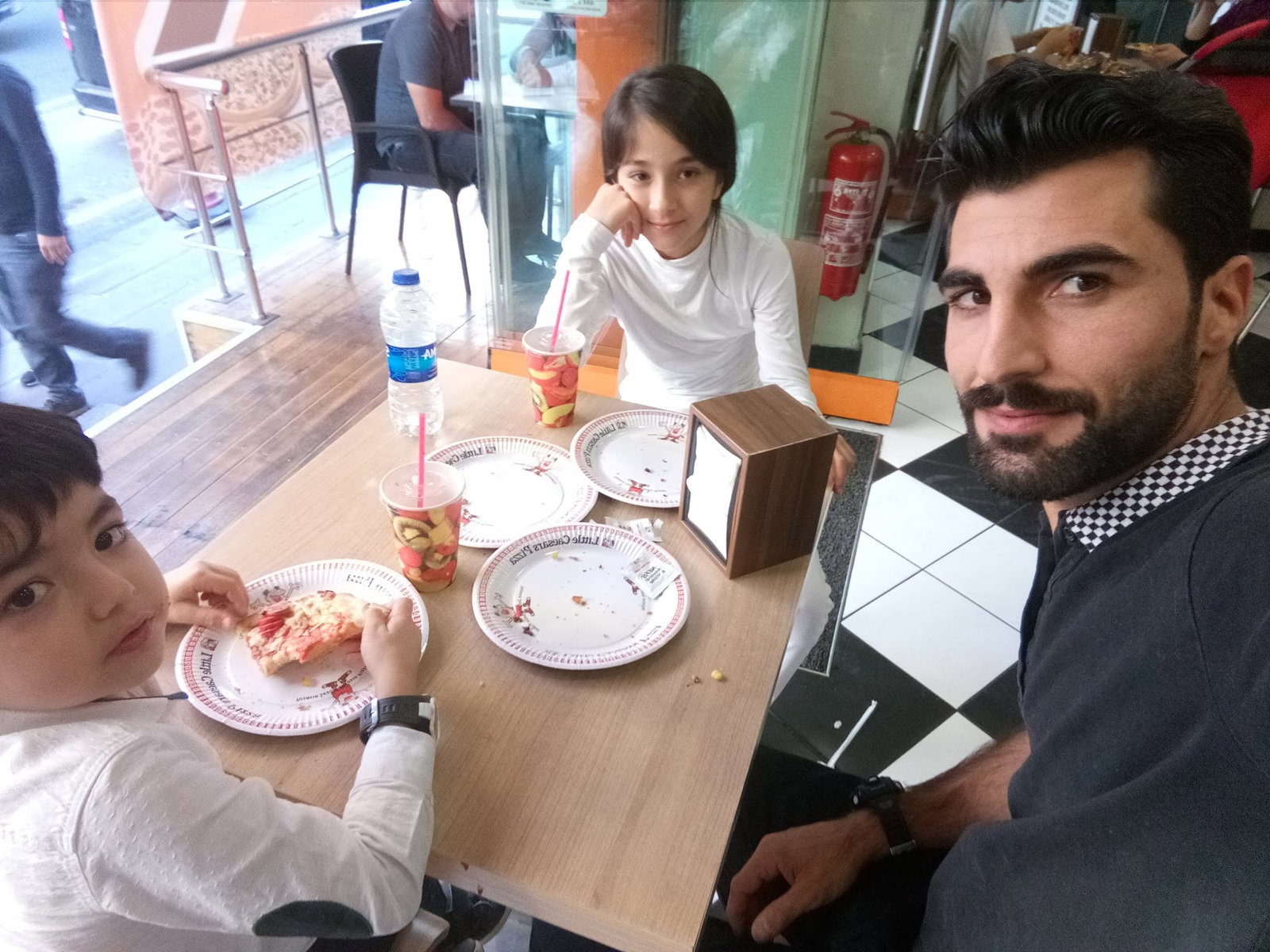 Little Caesars Şirinevler Şubesi
