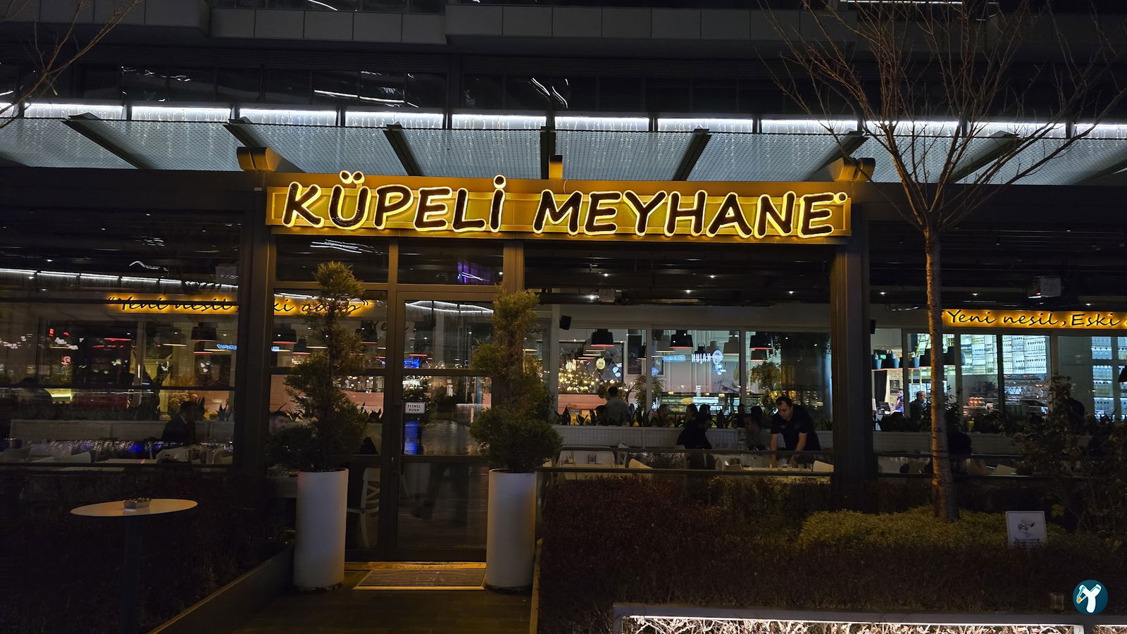 Küpeli Meyhane Maidan