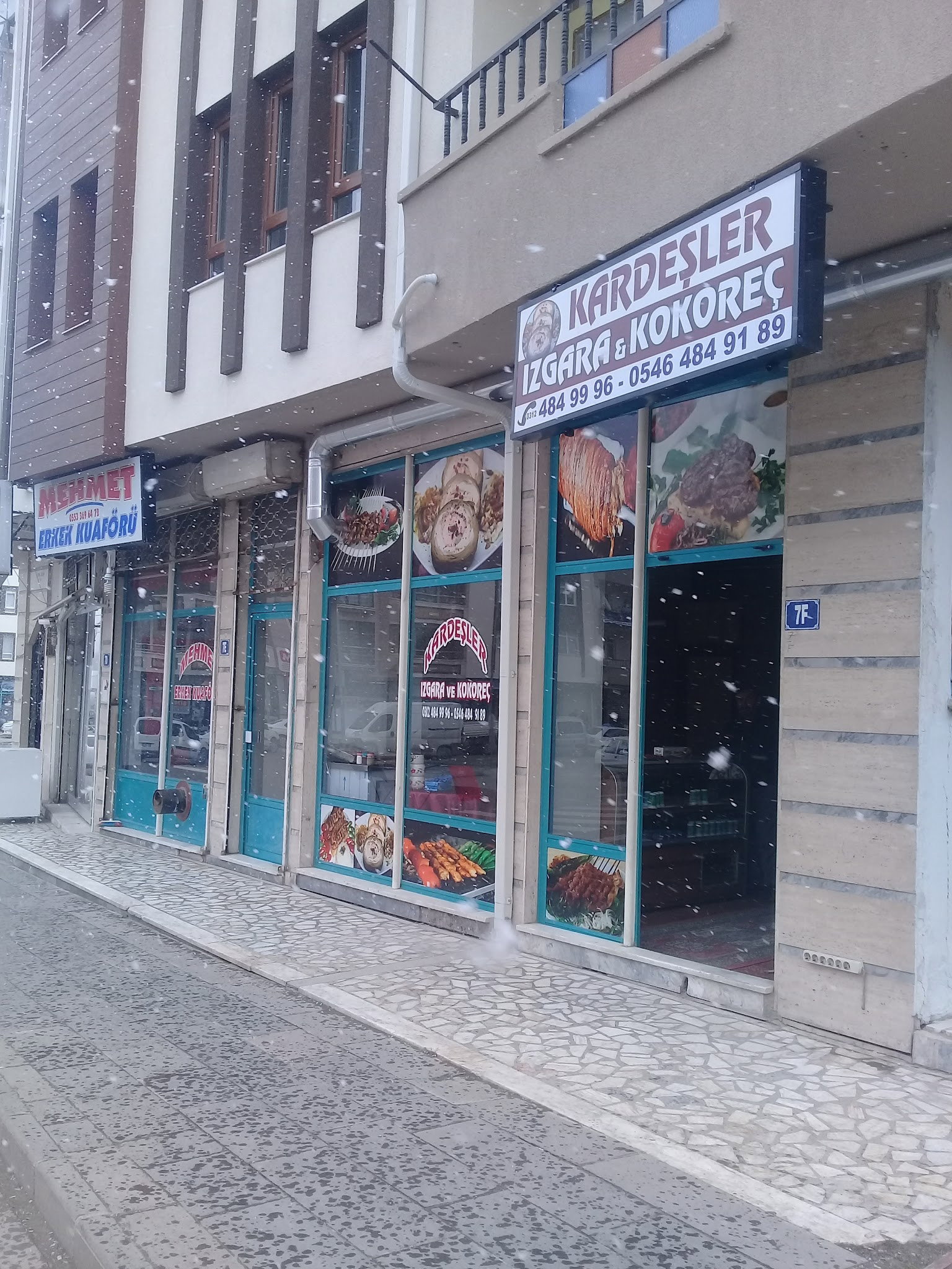 Kardesler Kokoreç Köfte