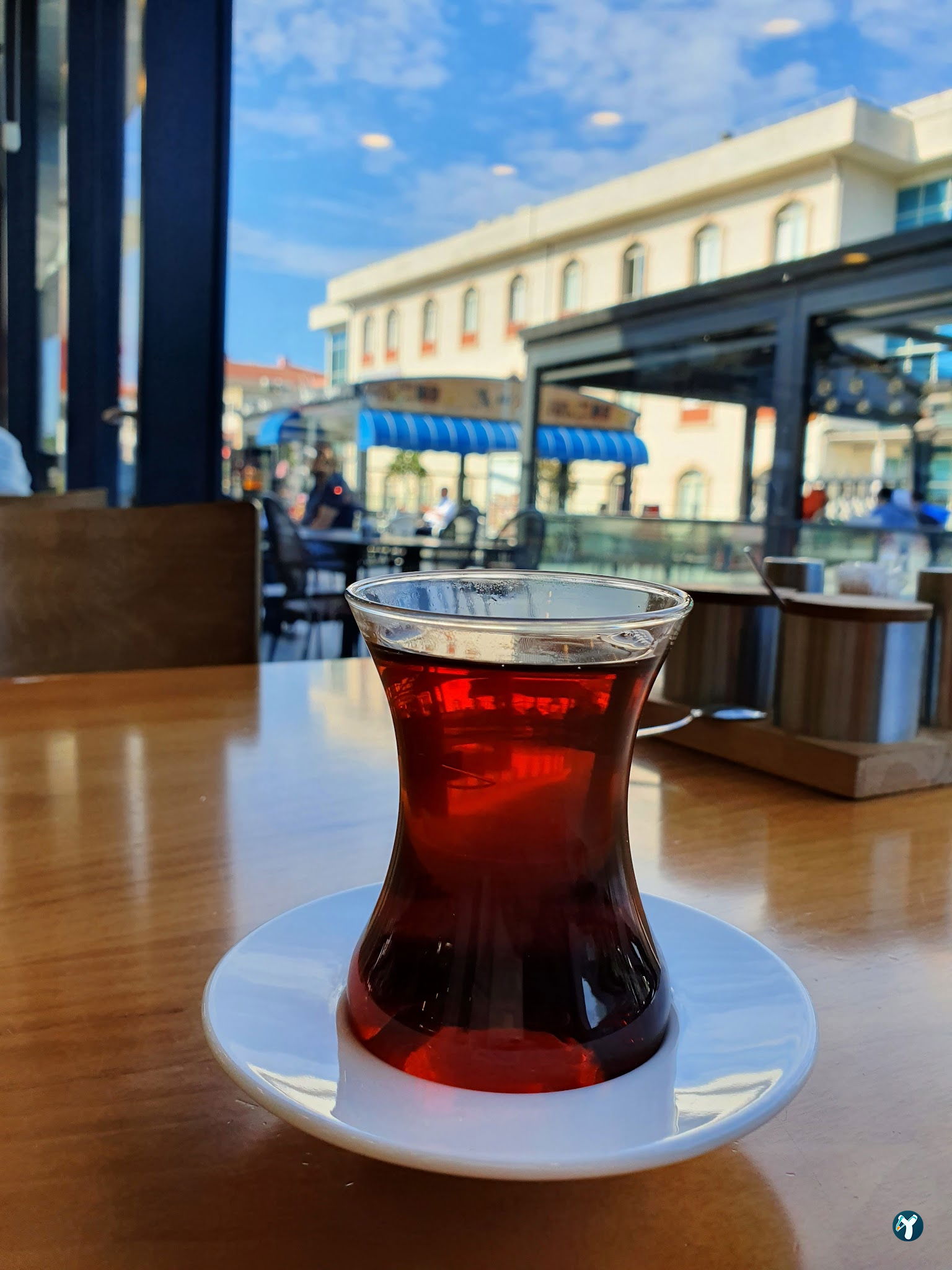 Qooq'S Cafe & Restaurant