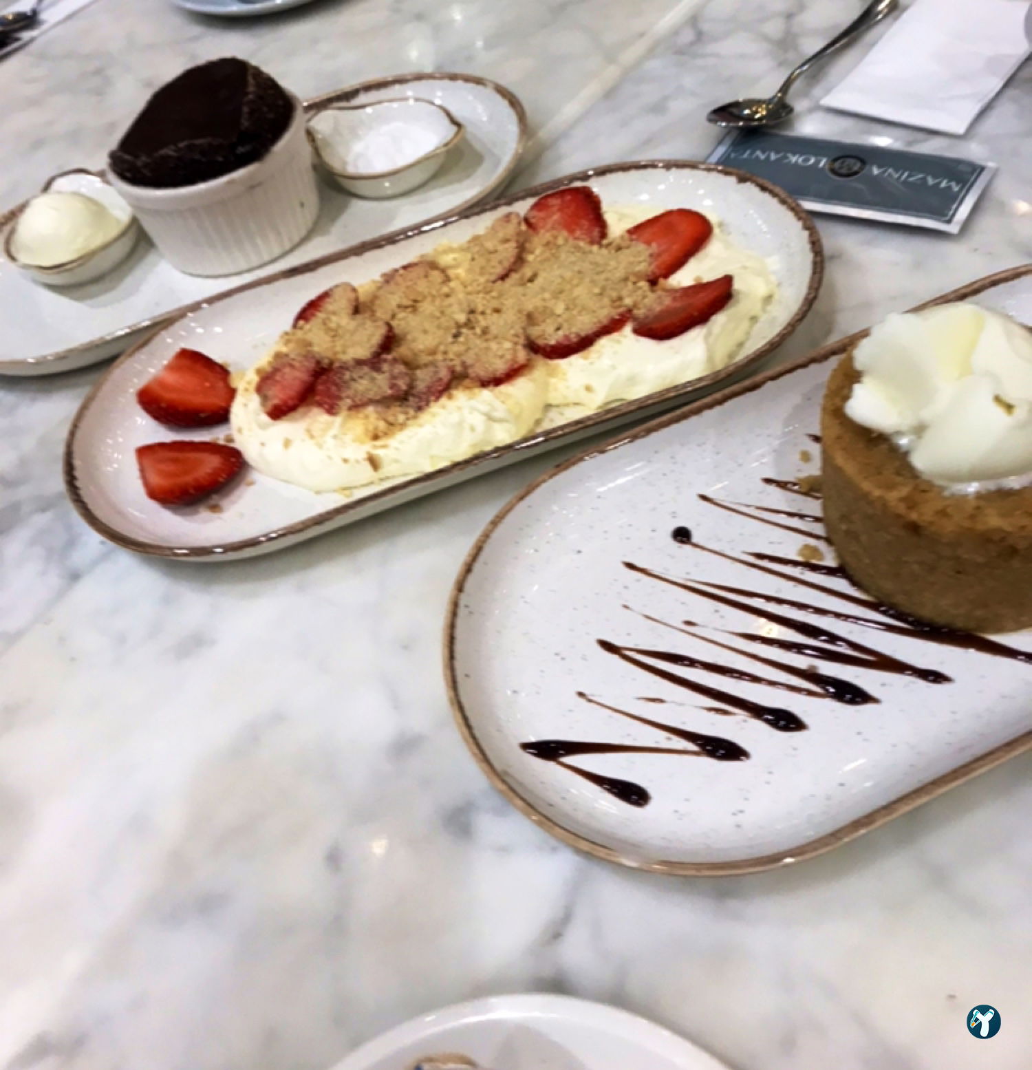 Qooq'S Cafe & Restaurant