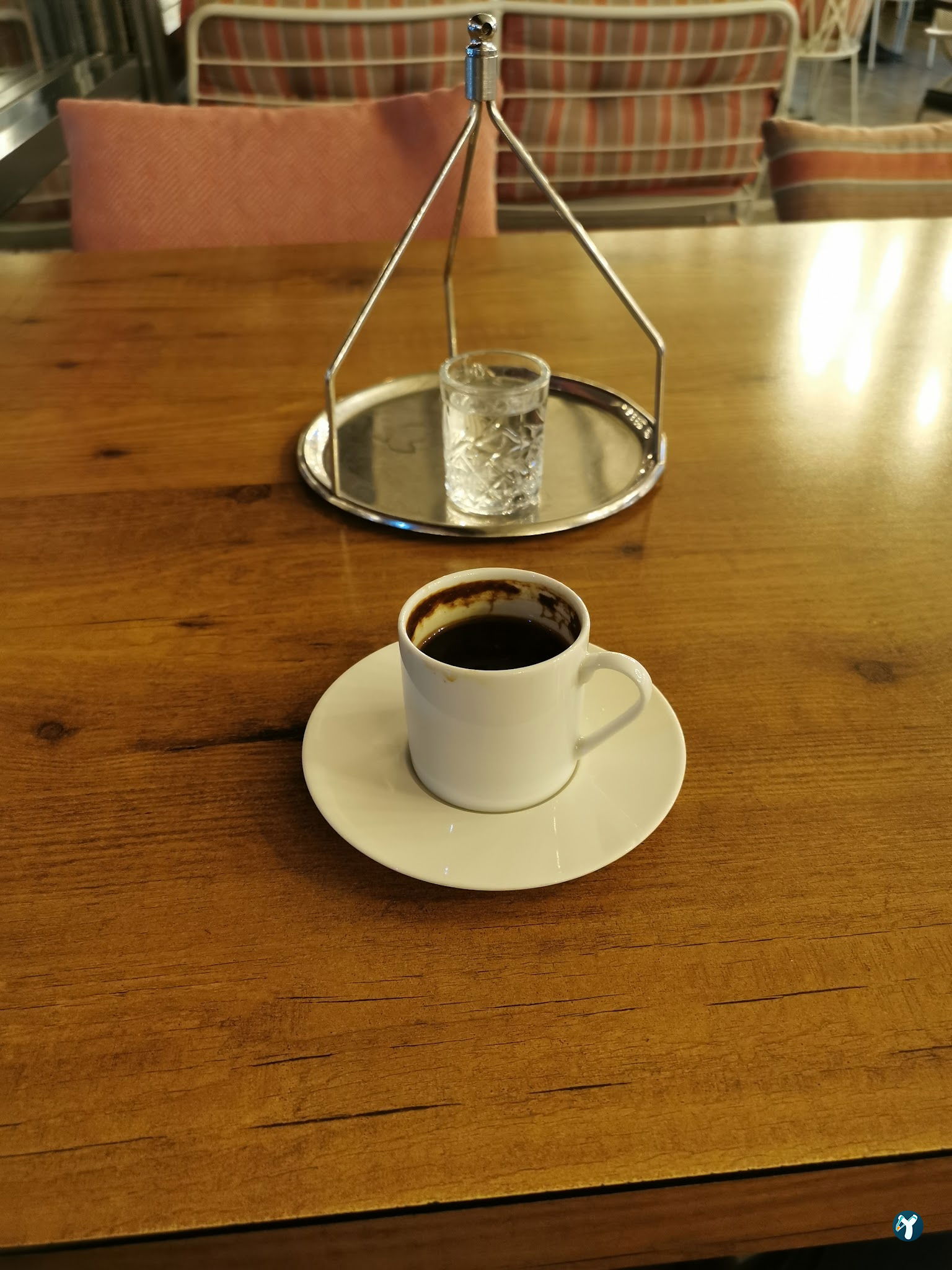 Qooq'S Cafe & Restaurant