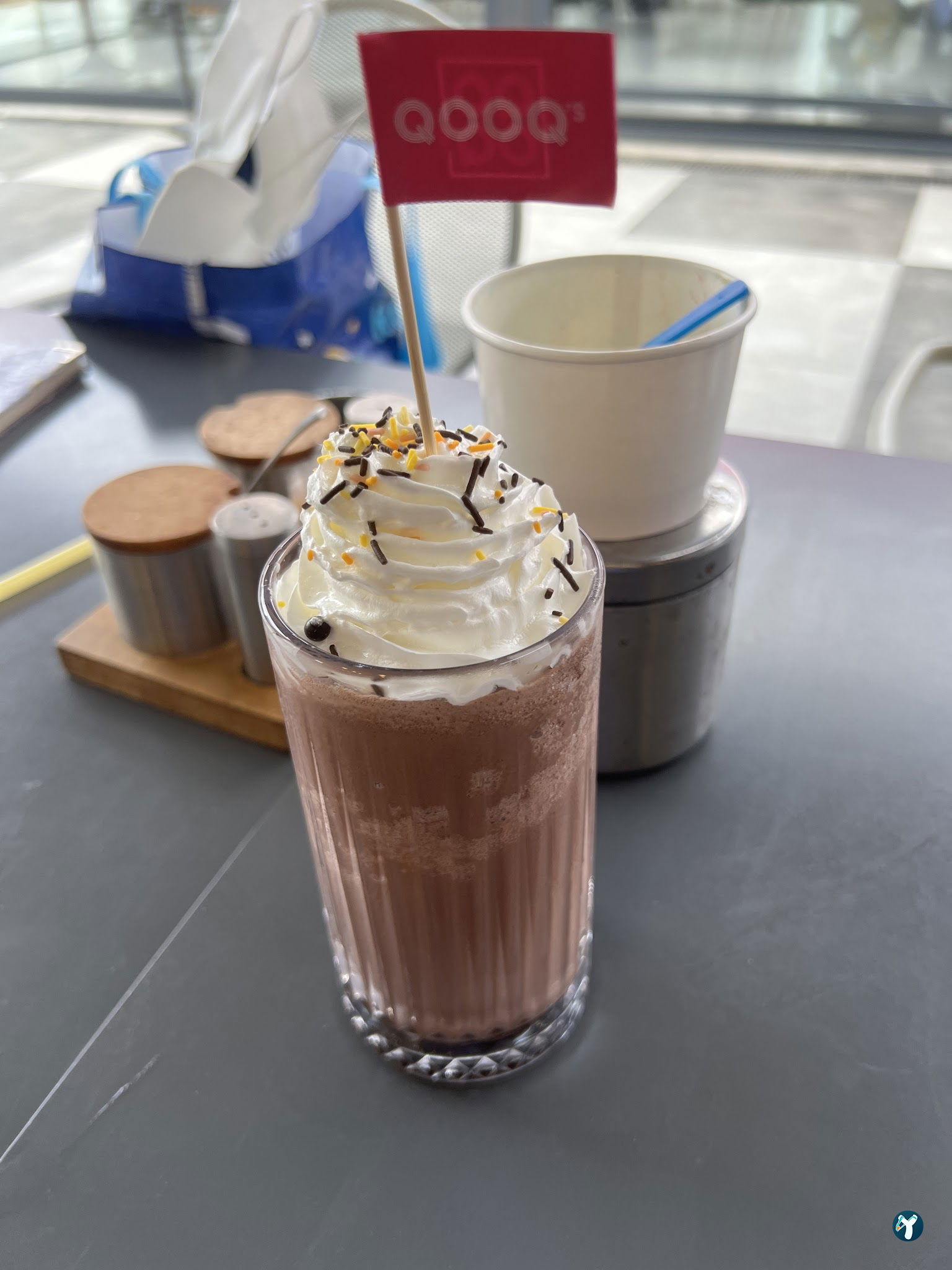 Qooq'S Cafe & Restaurant