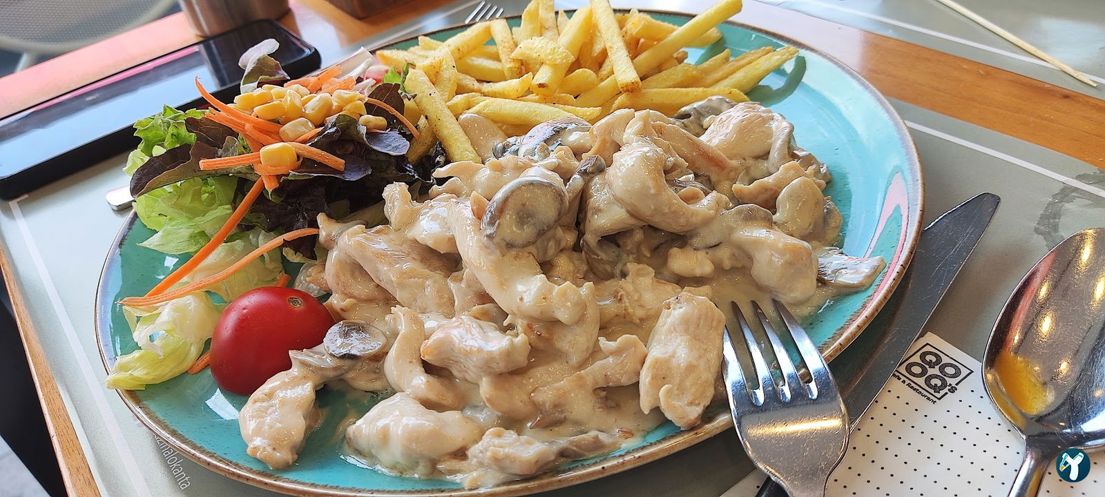 Qooq'S Cafe & Restaurant