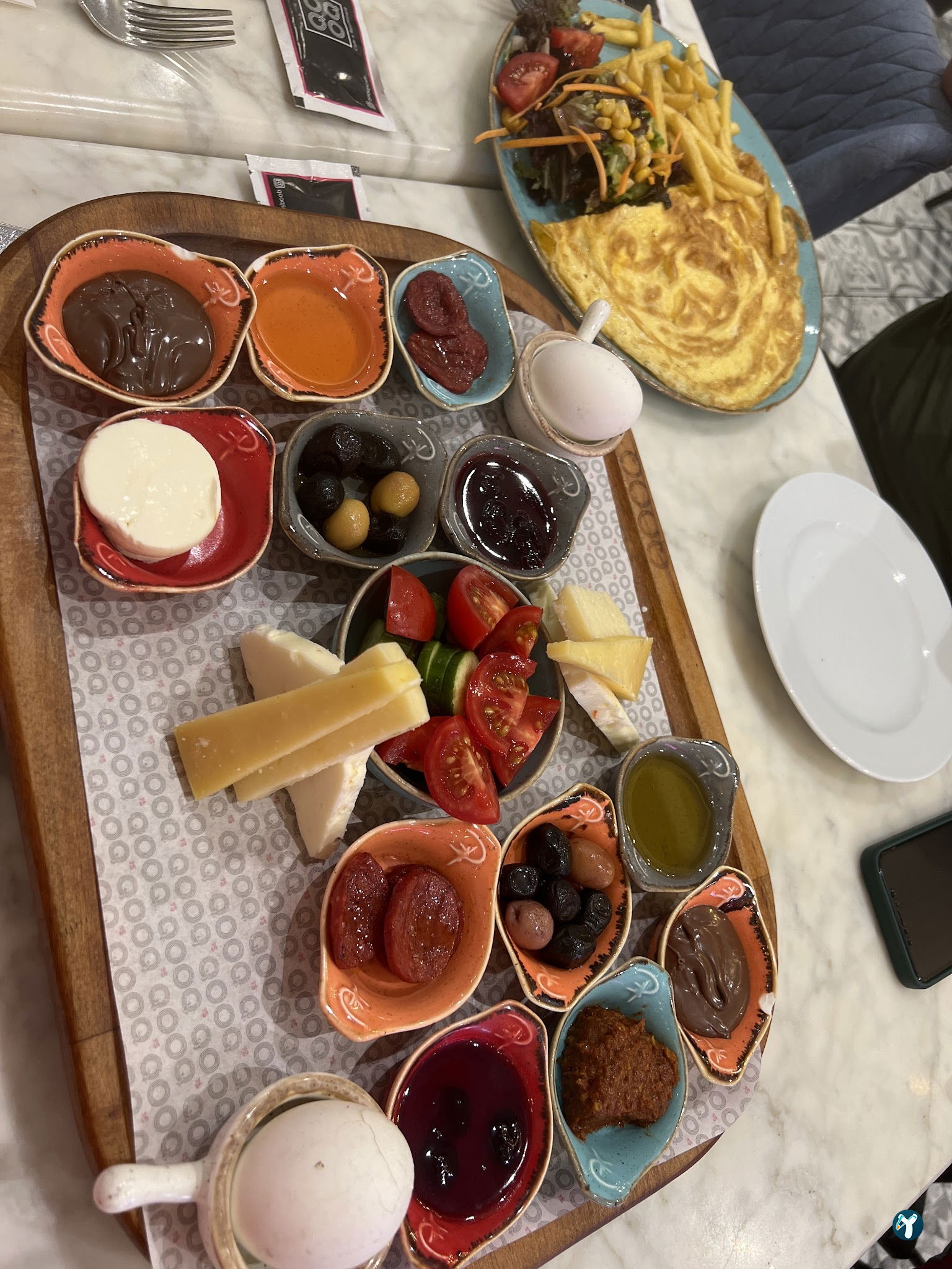 Qooq'S Cafe & Restaurant