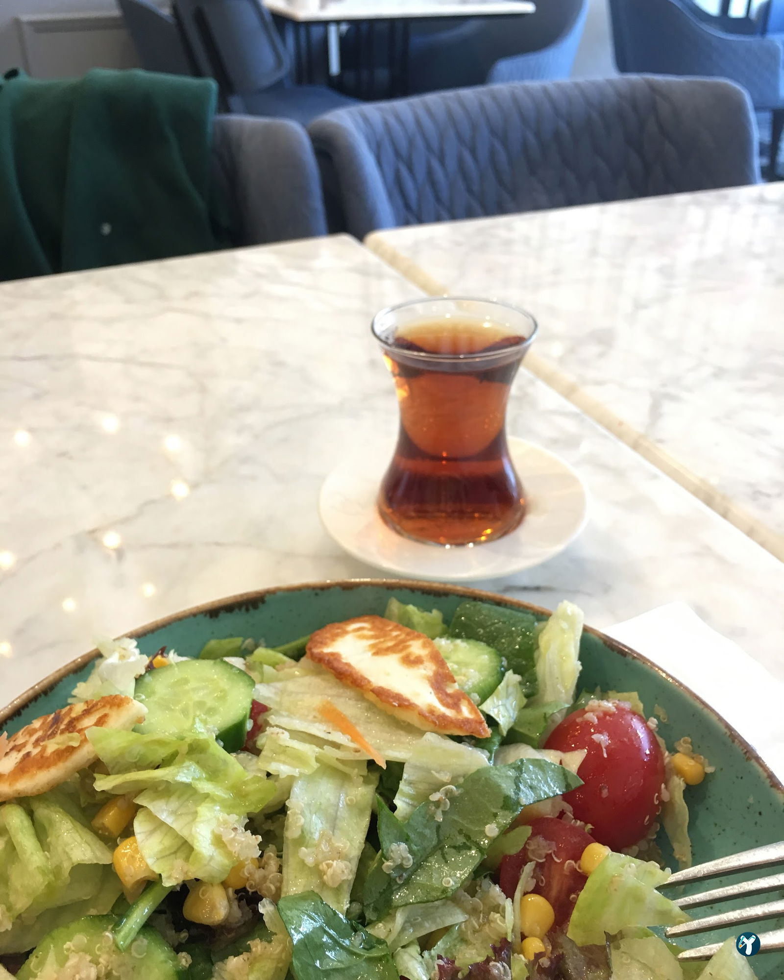 Qooq'S Cafe & Restaurant