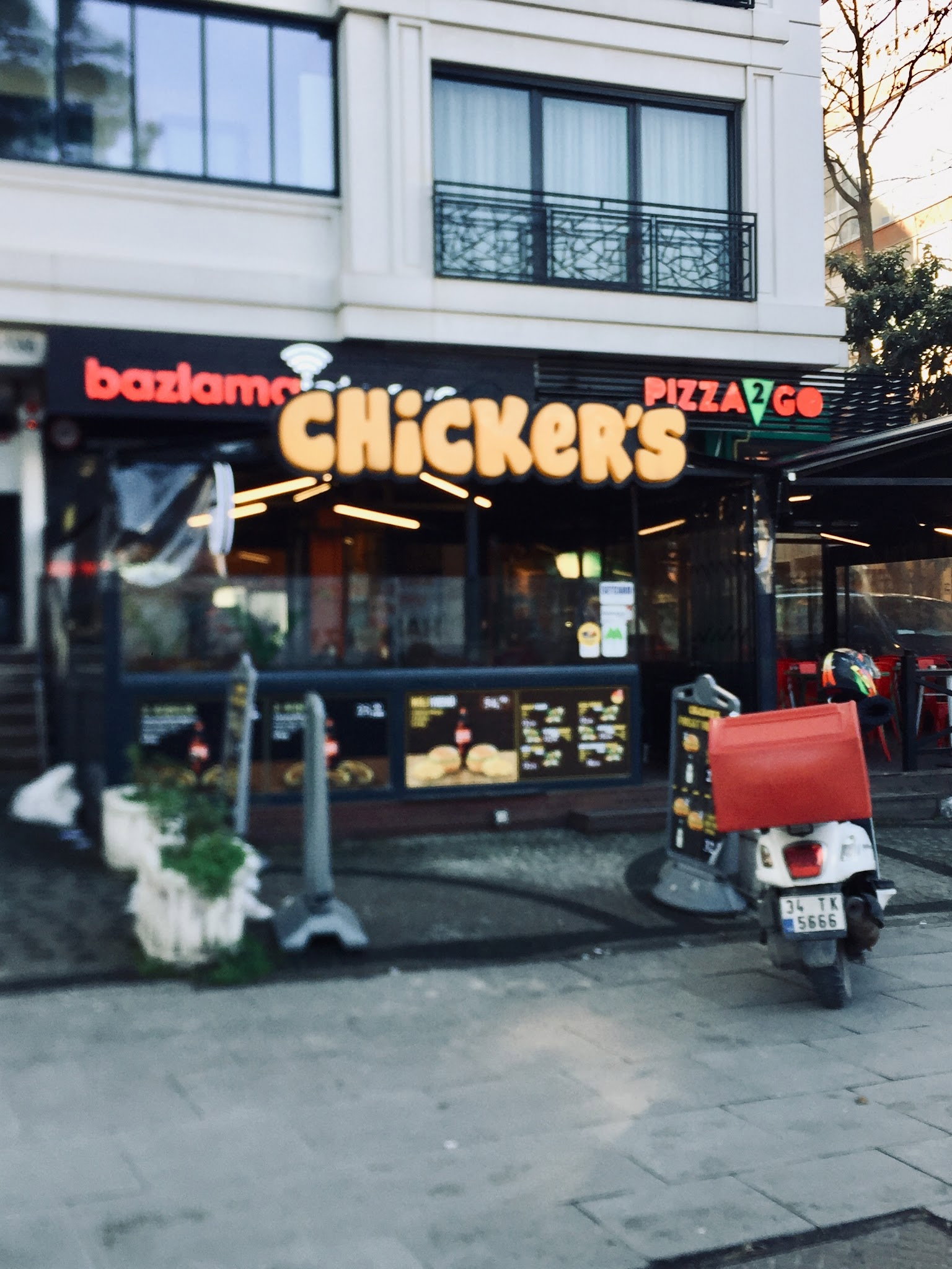 Chicker'S Kadıköy