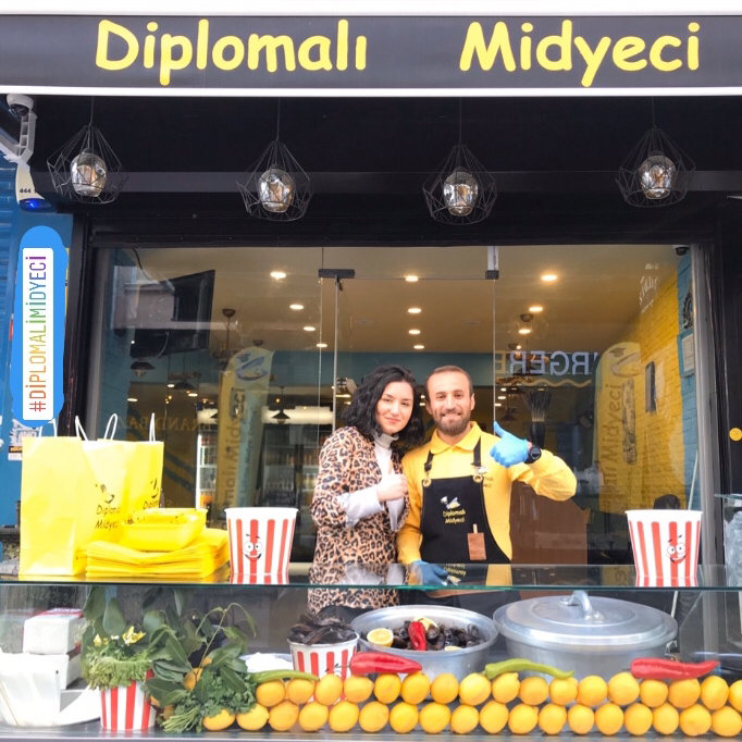 Diplomalı Midyeci