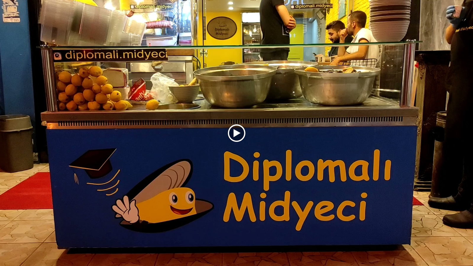 Diplomalı Midyeci