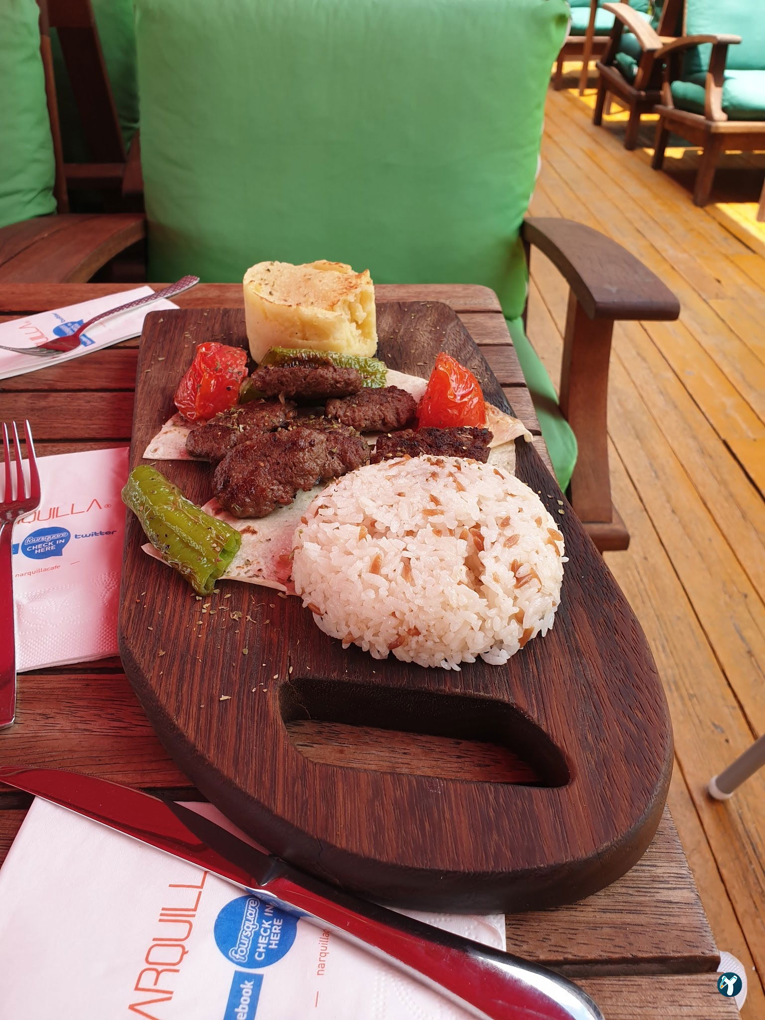 Narquilla Cafe