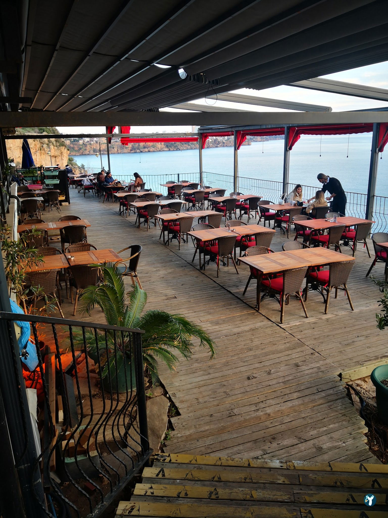 Nar Beach&Bistro