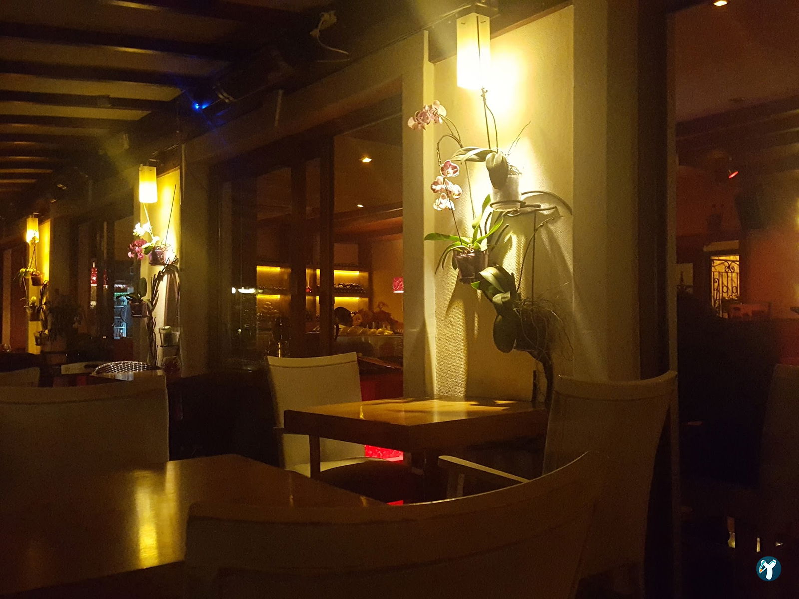 Nar Beach&Bistro
