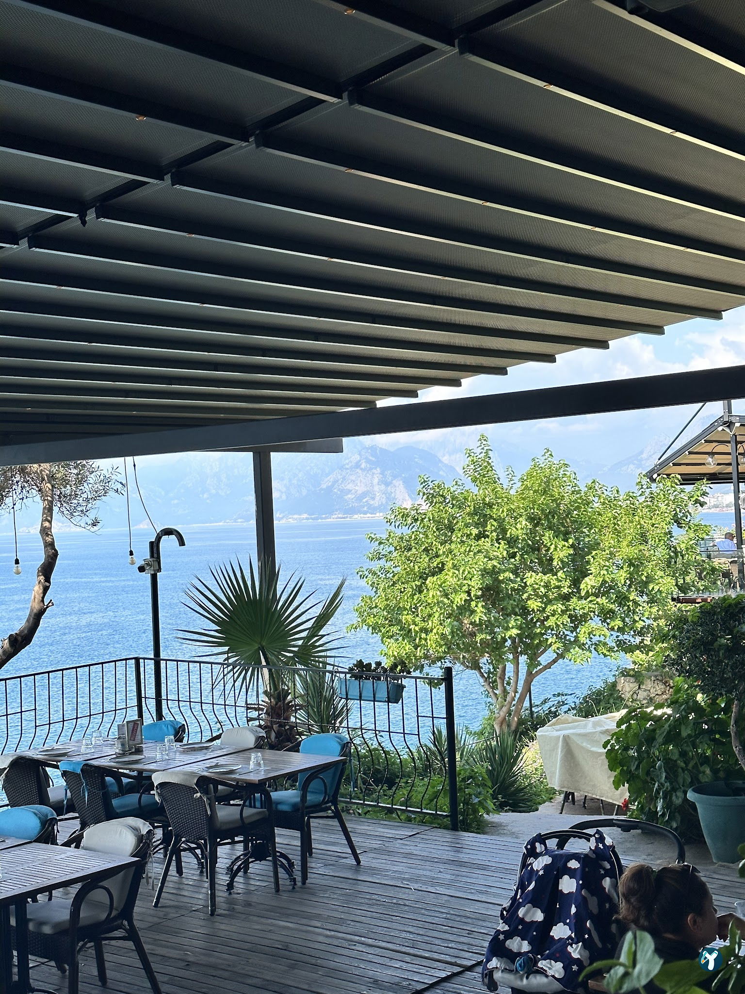 Nar Beach&Bistro