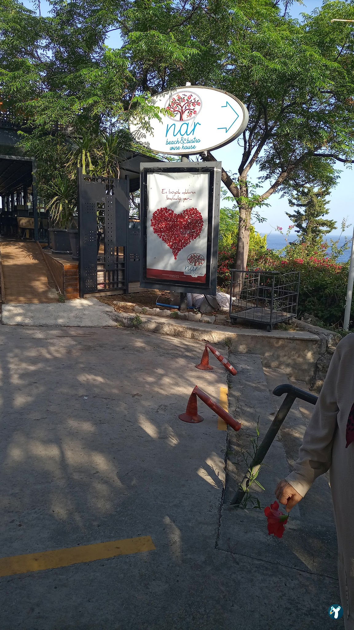 Nar Beach&Bistro