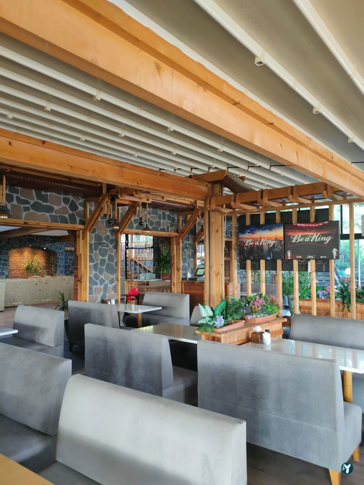 Cafe Flores