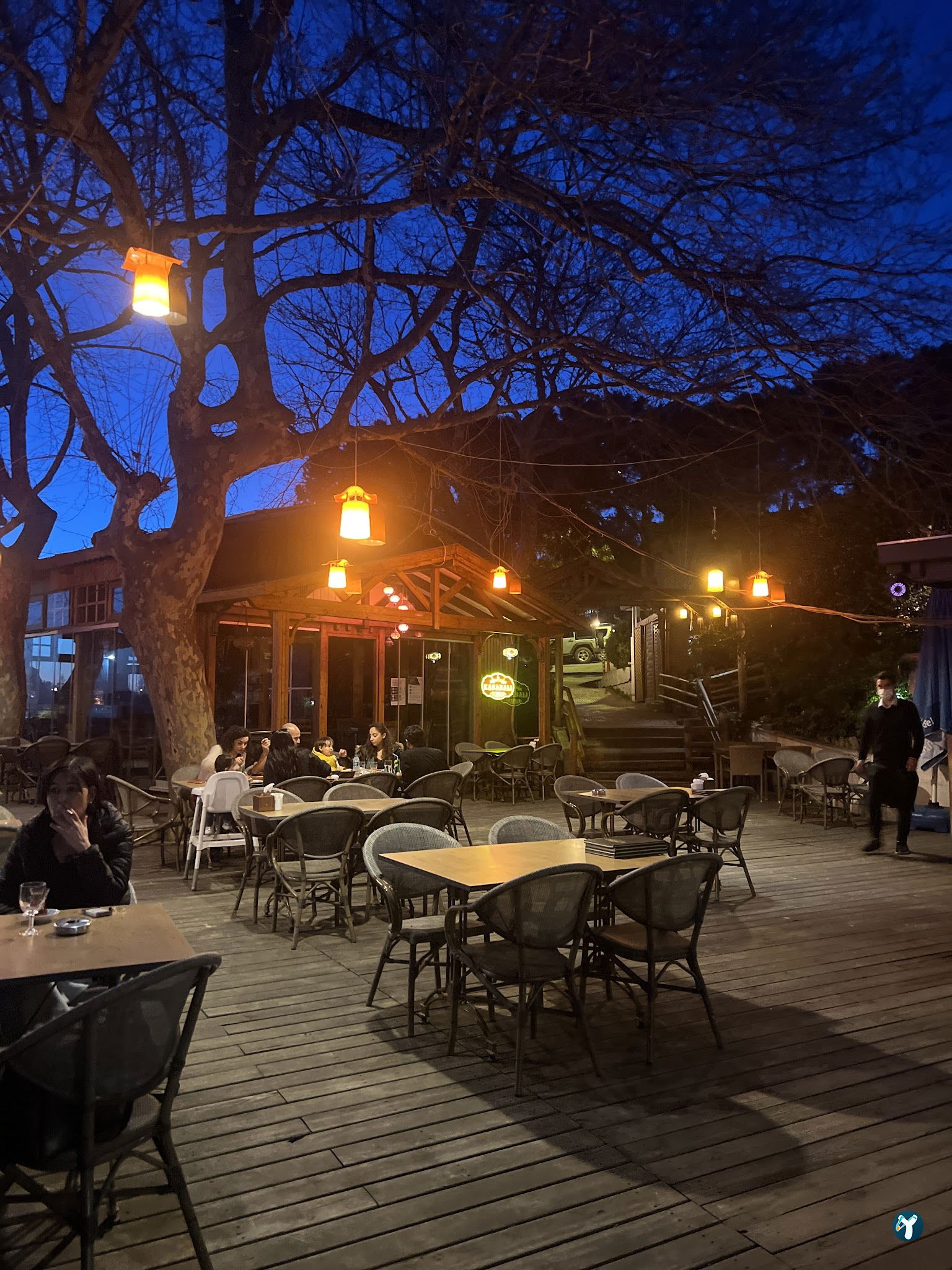 Cafe Flores