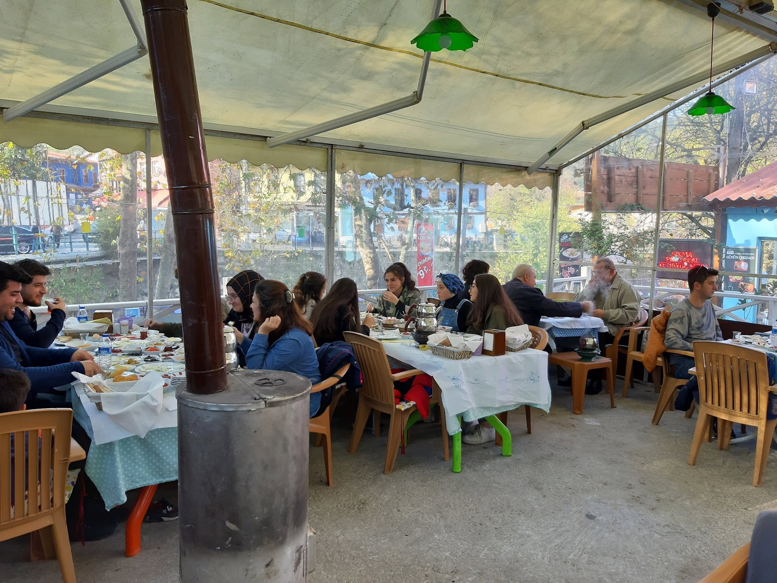 Misi Karşıyaka Kahvaltı Restaurant