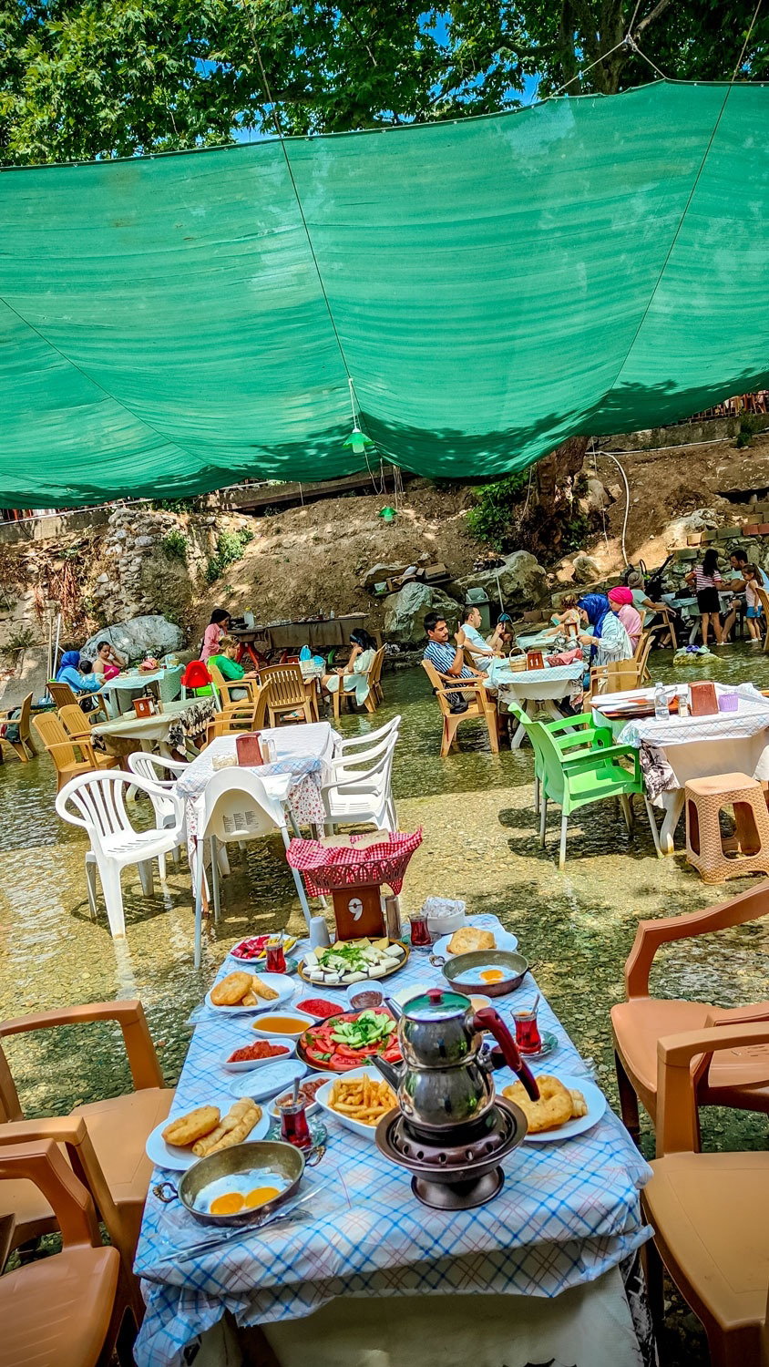 Misi Karşıyaka Kahvaltı Restaurant