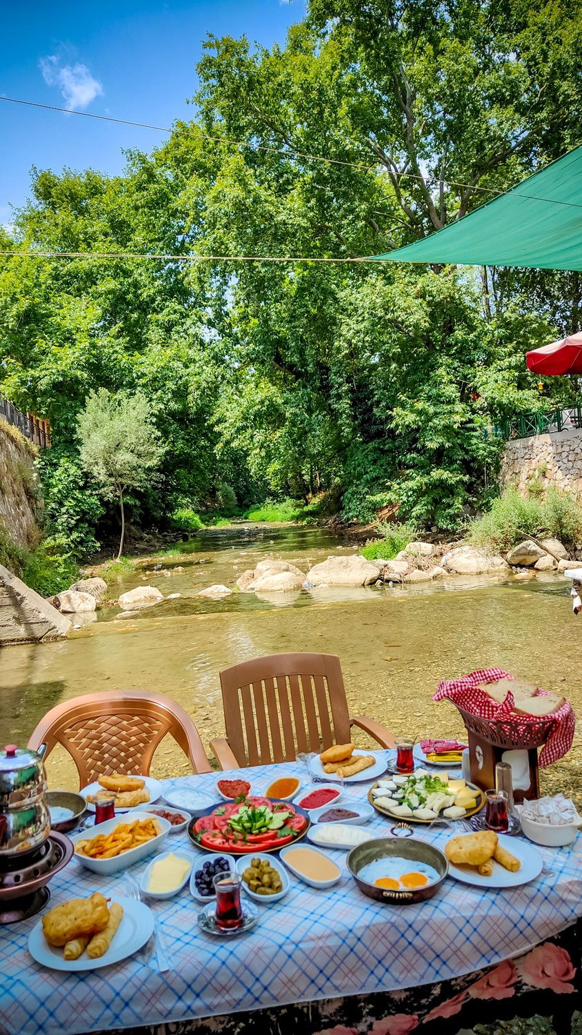Misi Karşıyaka Kahvaltı Restaurant
