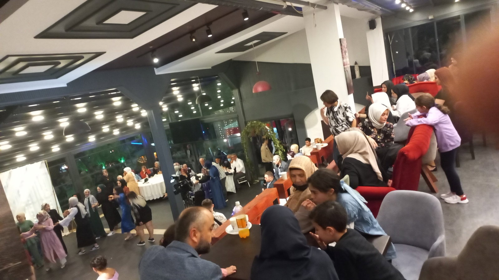 Botanik Cafe & Restaurant