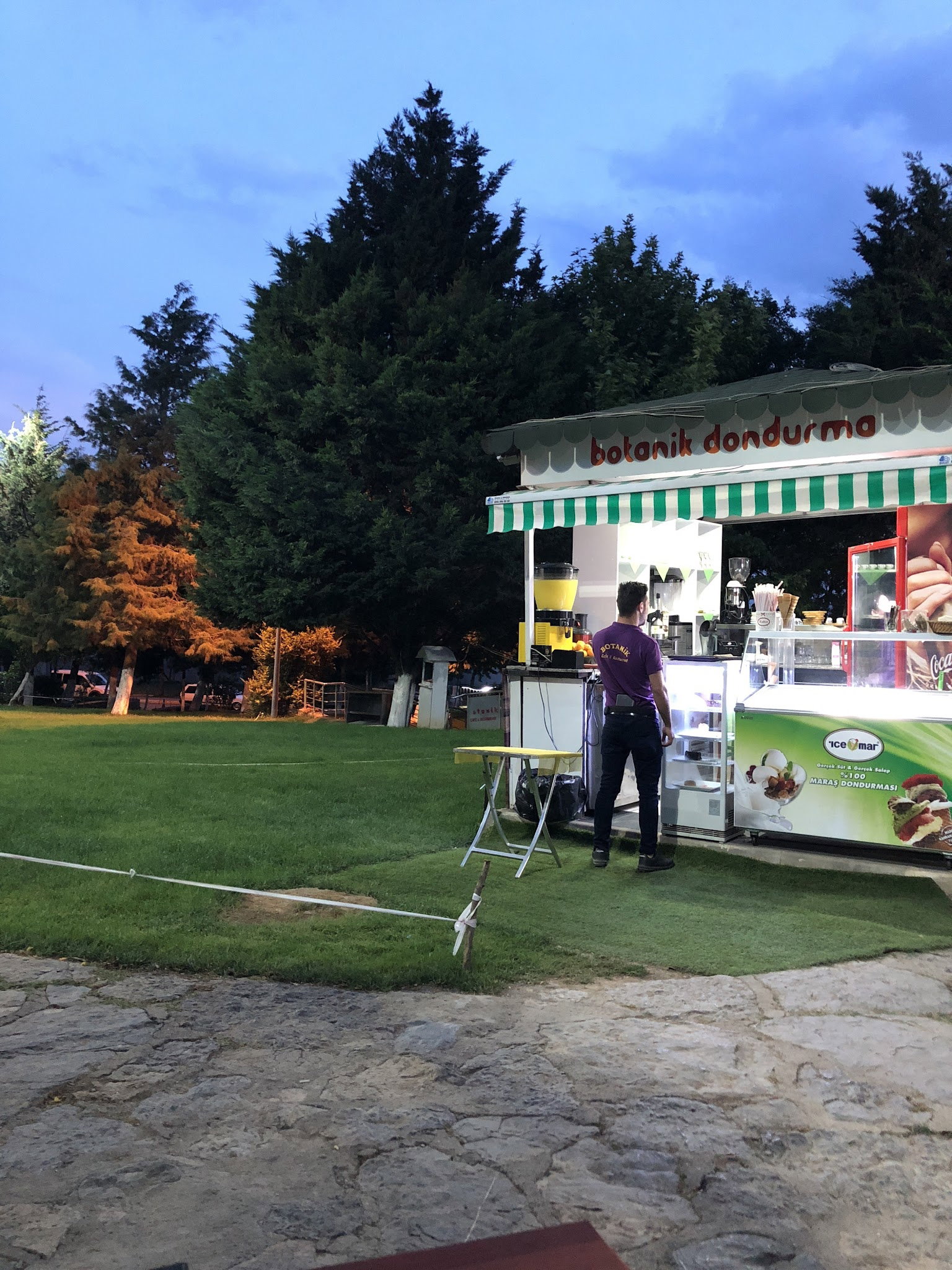 Botanik Cafe & Restaurant