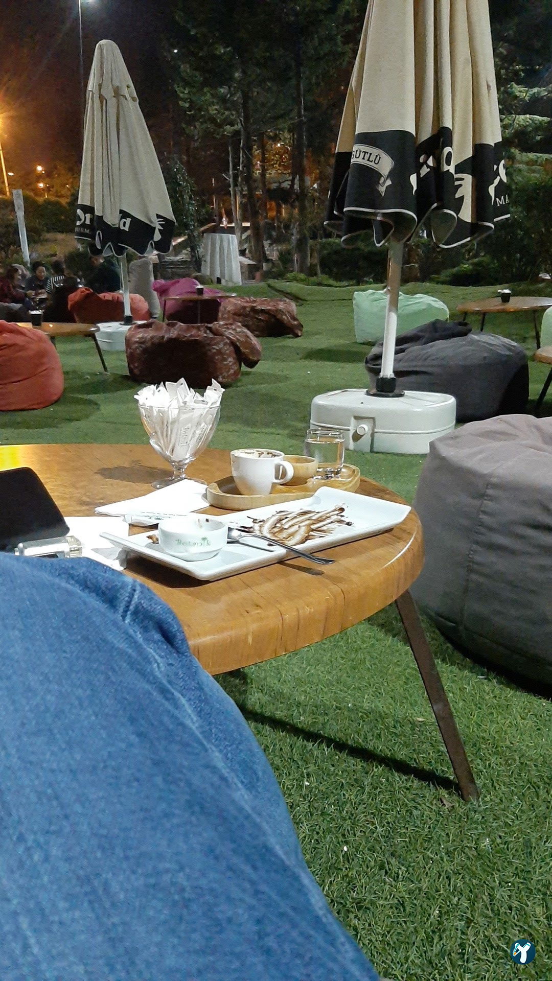 Botanik Cafe & Restaurant