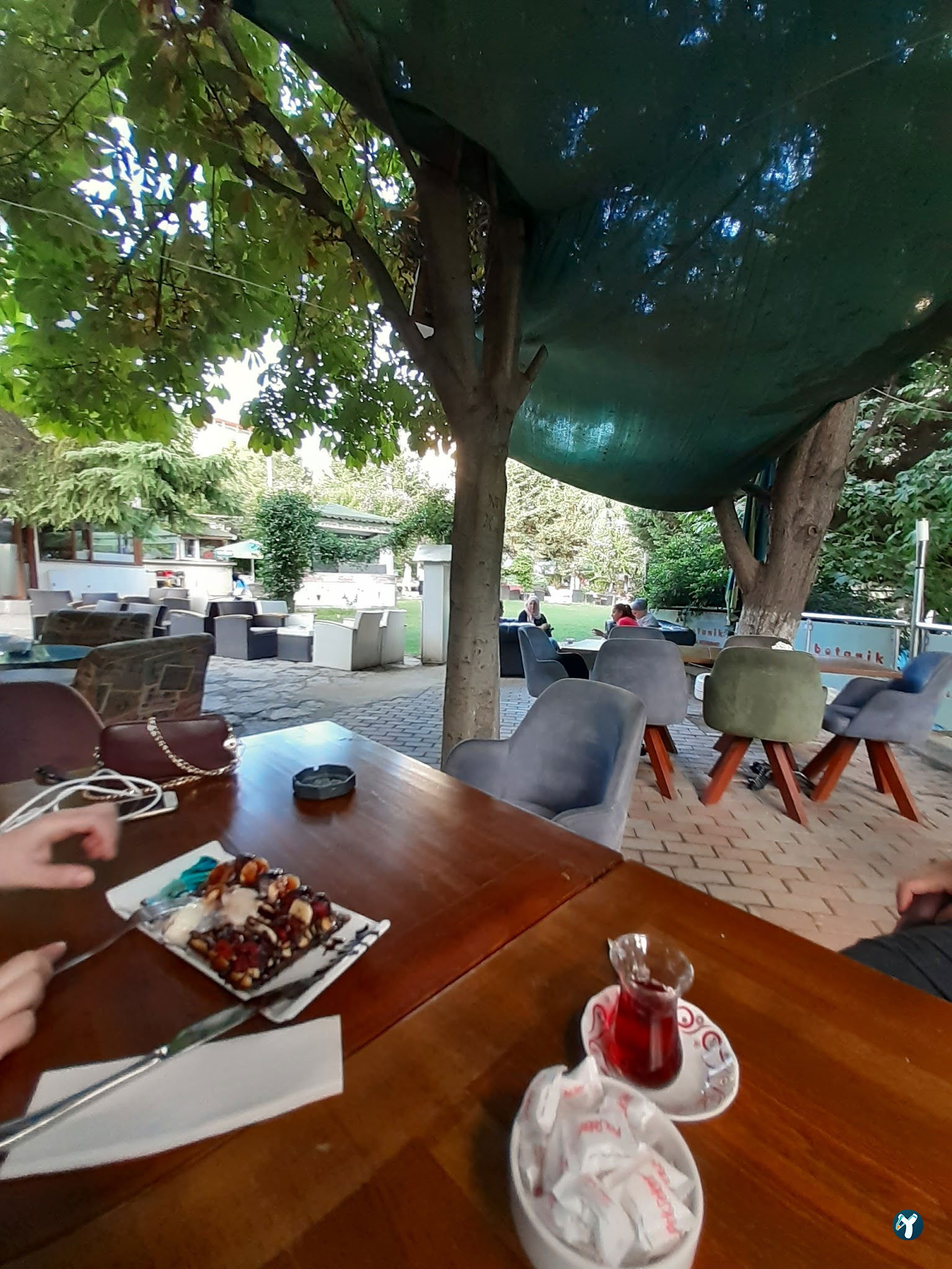 Botanik Cafe & Restaurant