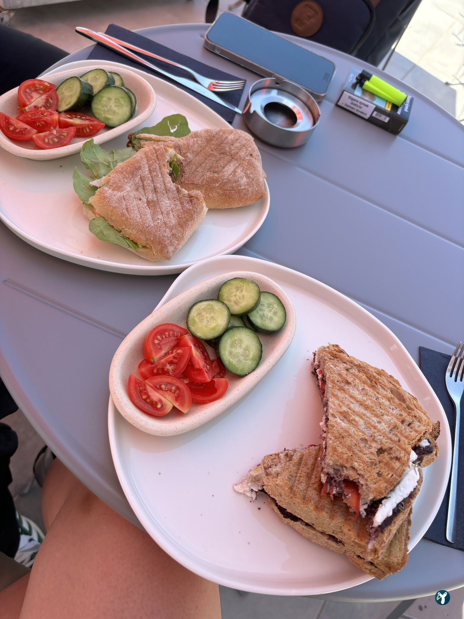 Brauner Cafe
