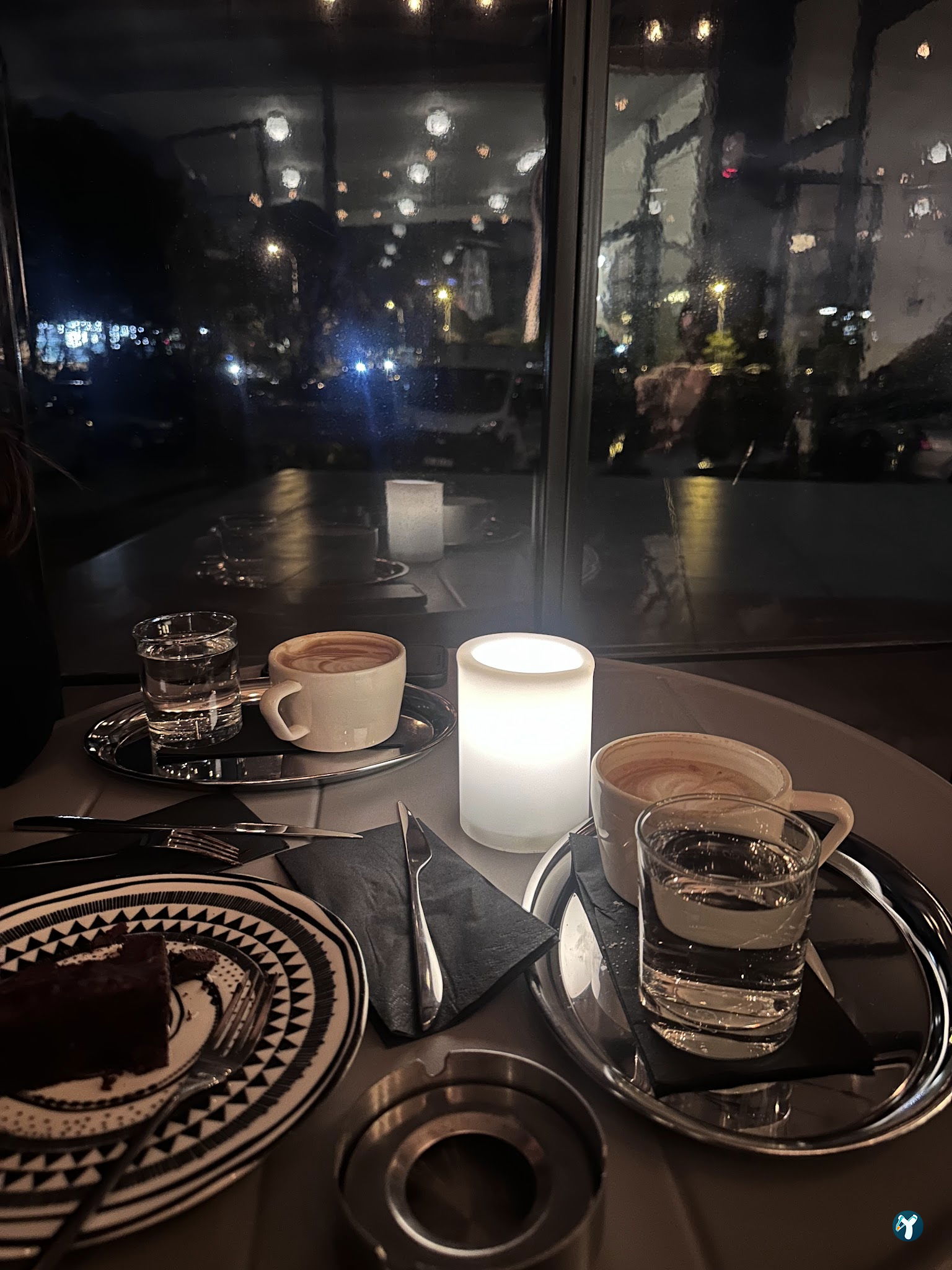 Brauner Cafe
