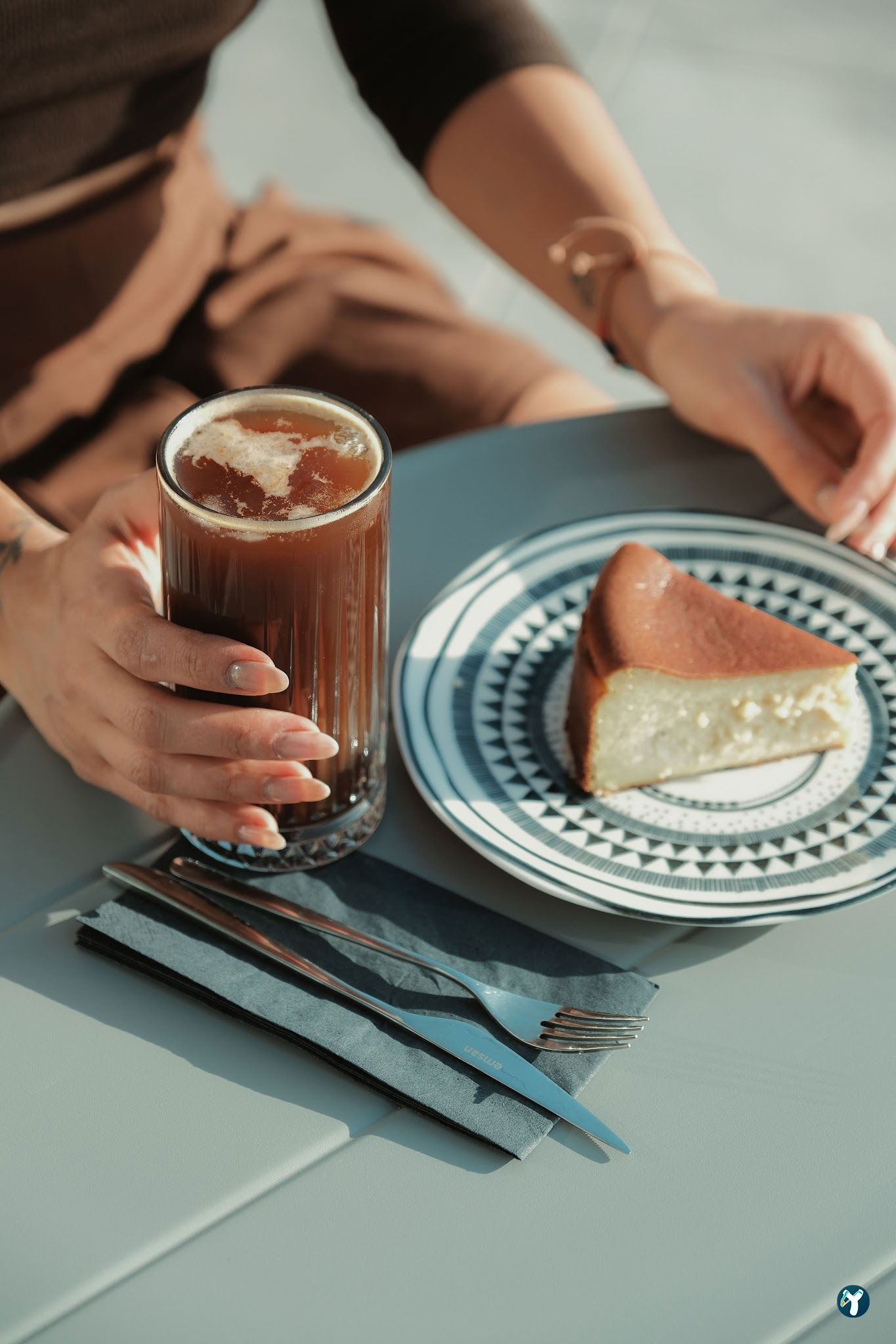 Brauner Cafe