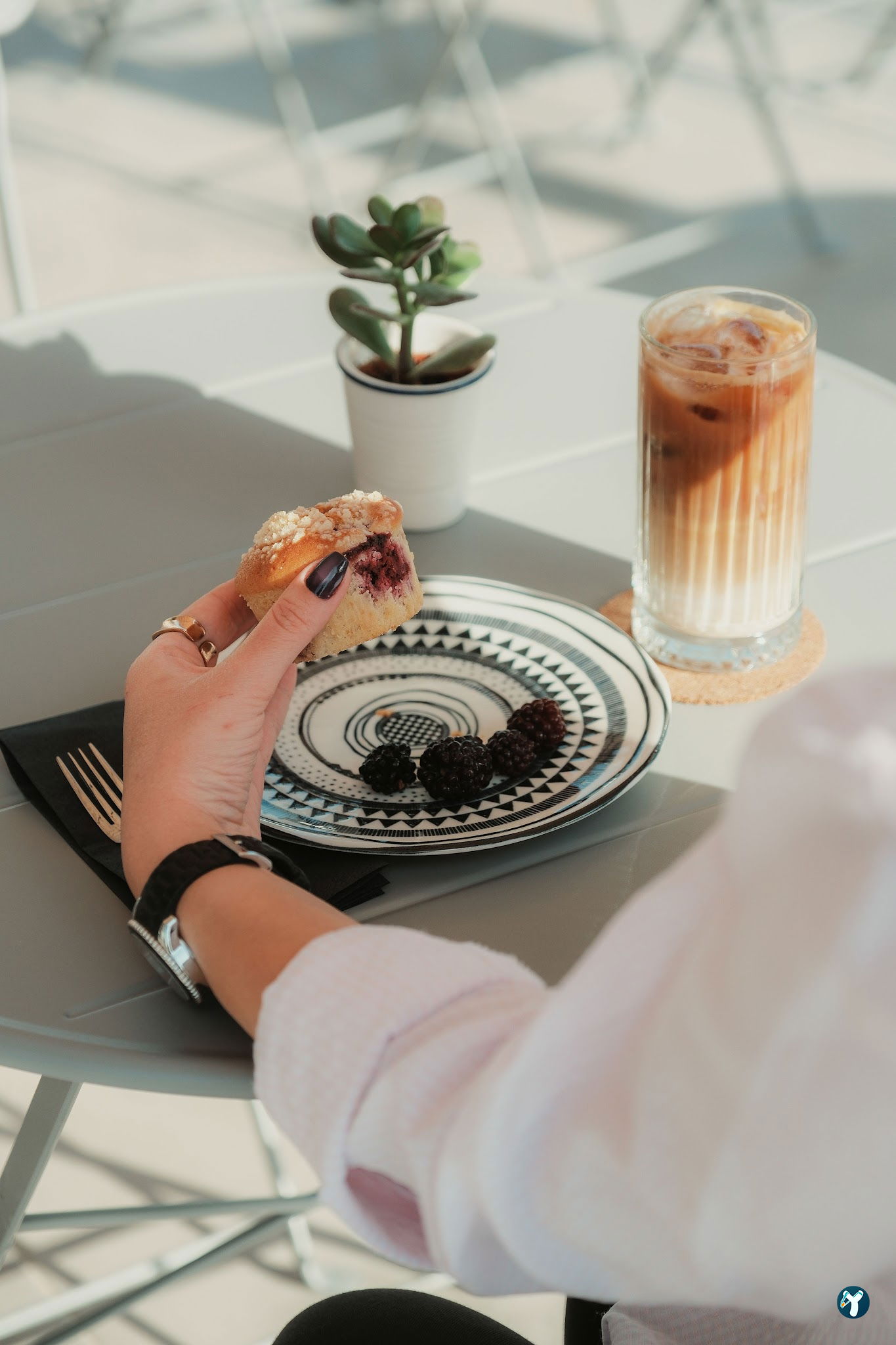 Brauner Cafe