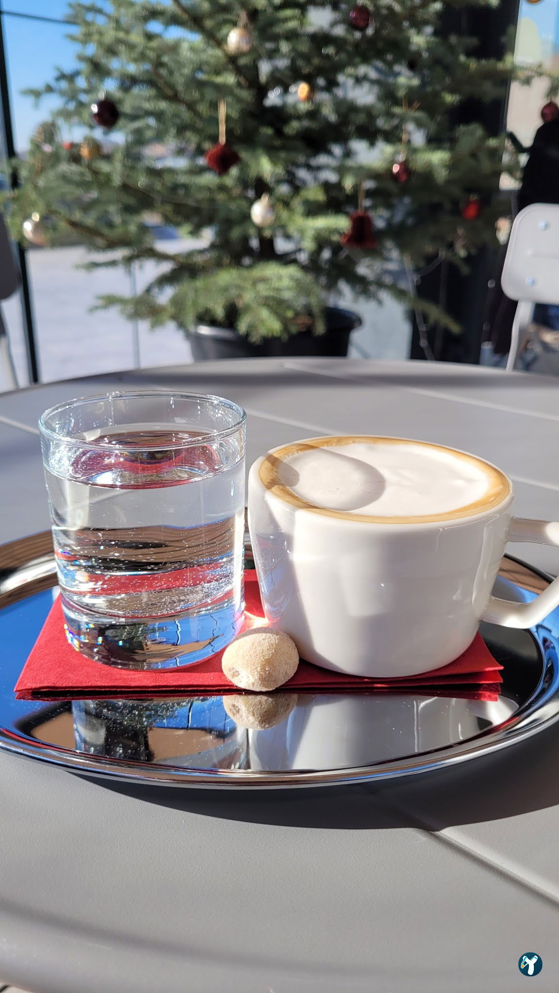 Brauner Cafe