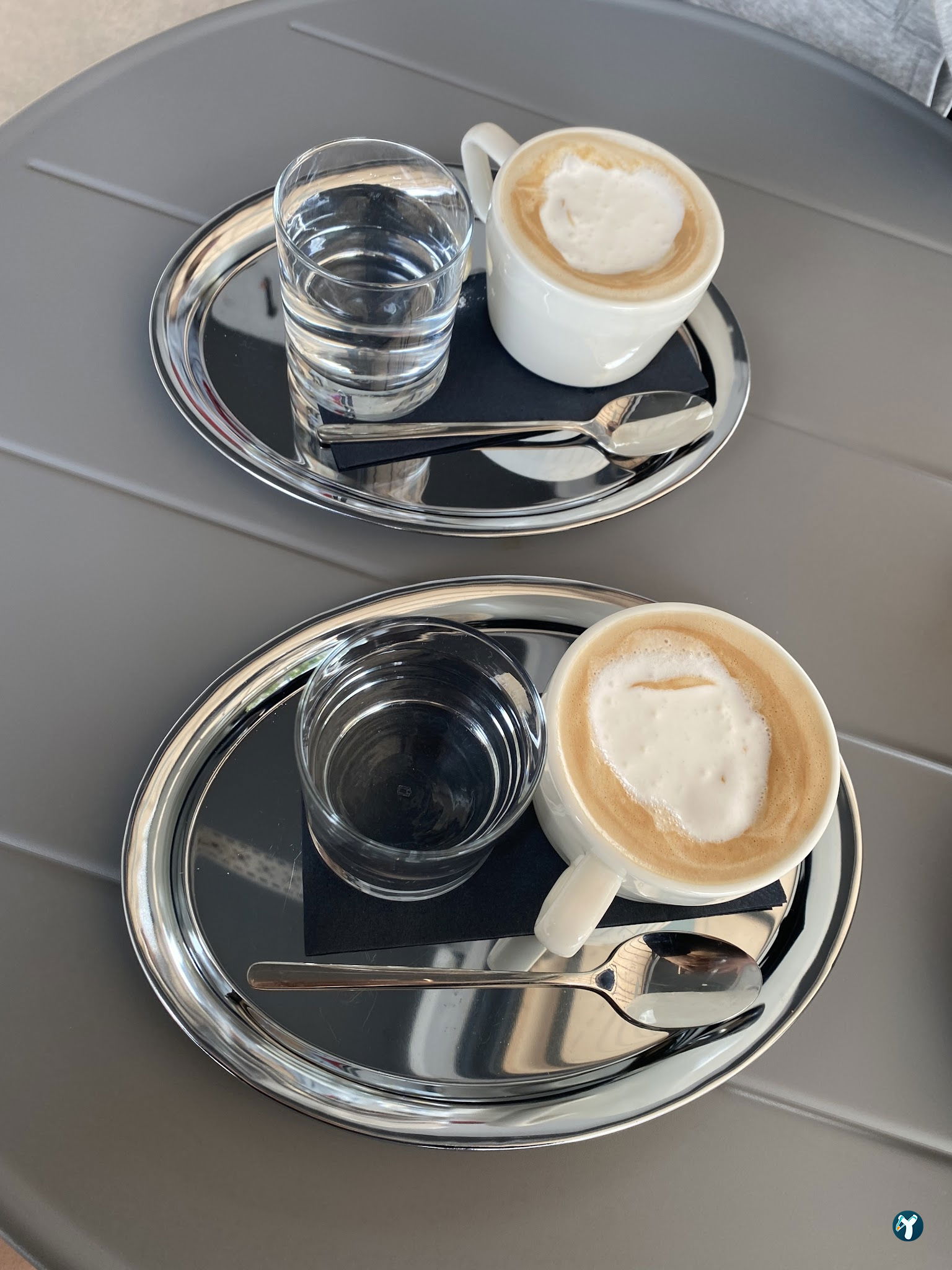 Brauner Cafe