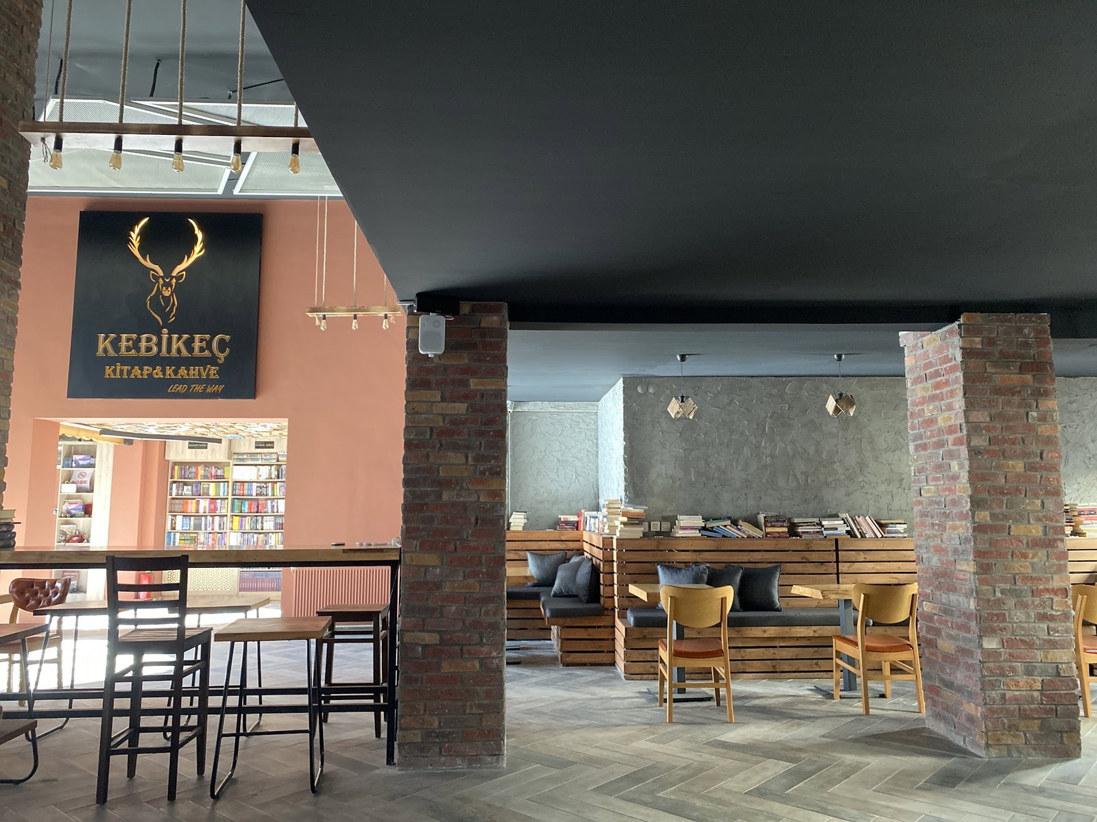 Kebikeç Kitap Kahve