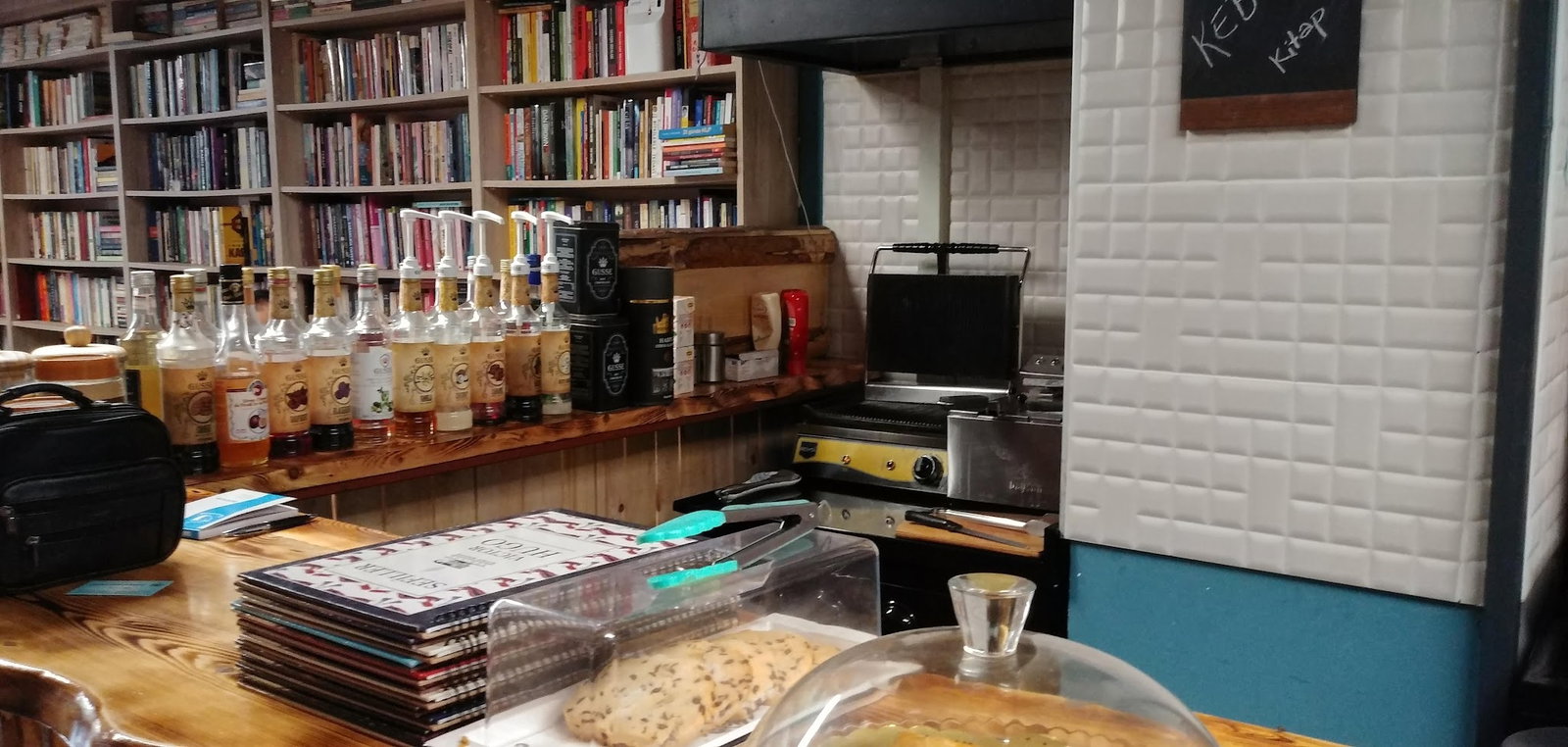 Kebikeç Kitap Kahve