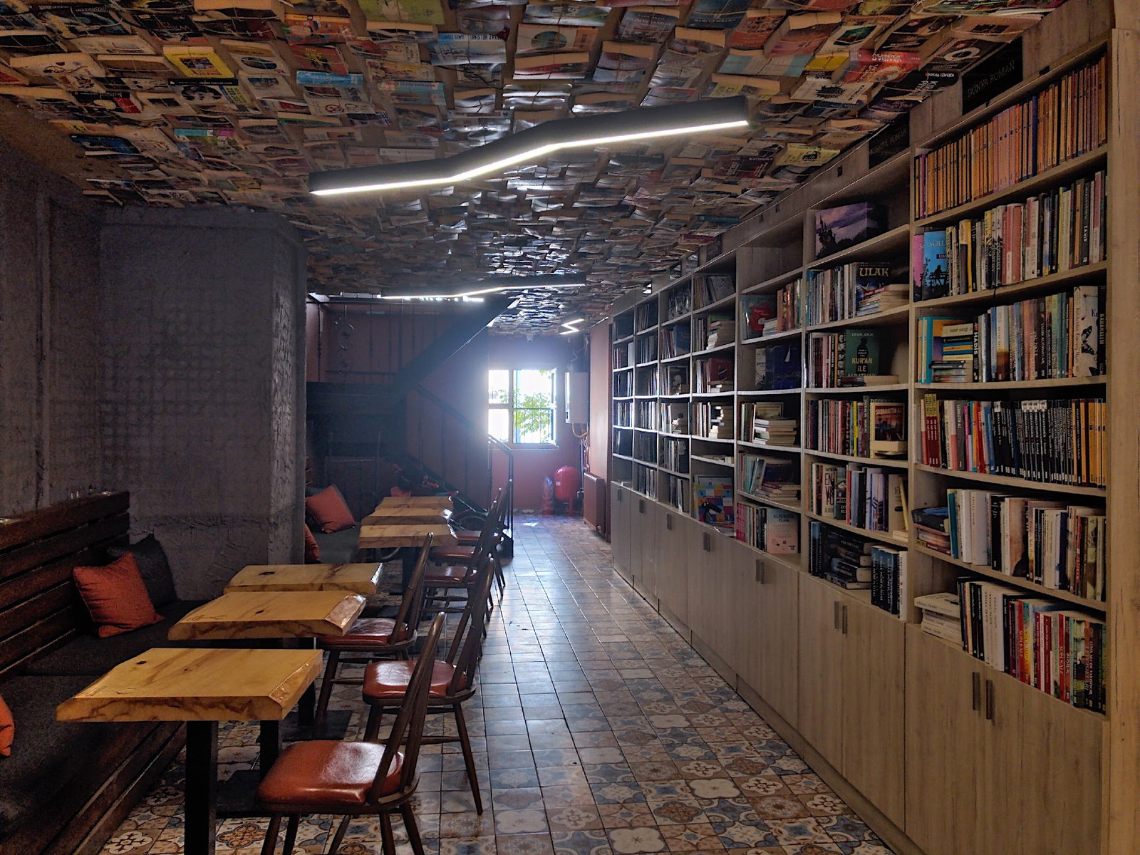 Kebikeç Kitap Kahve