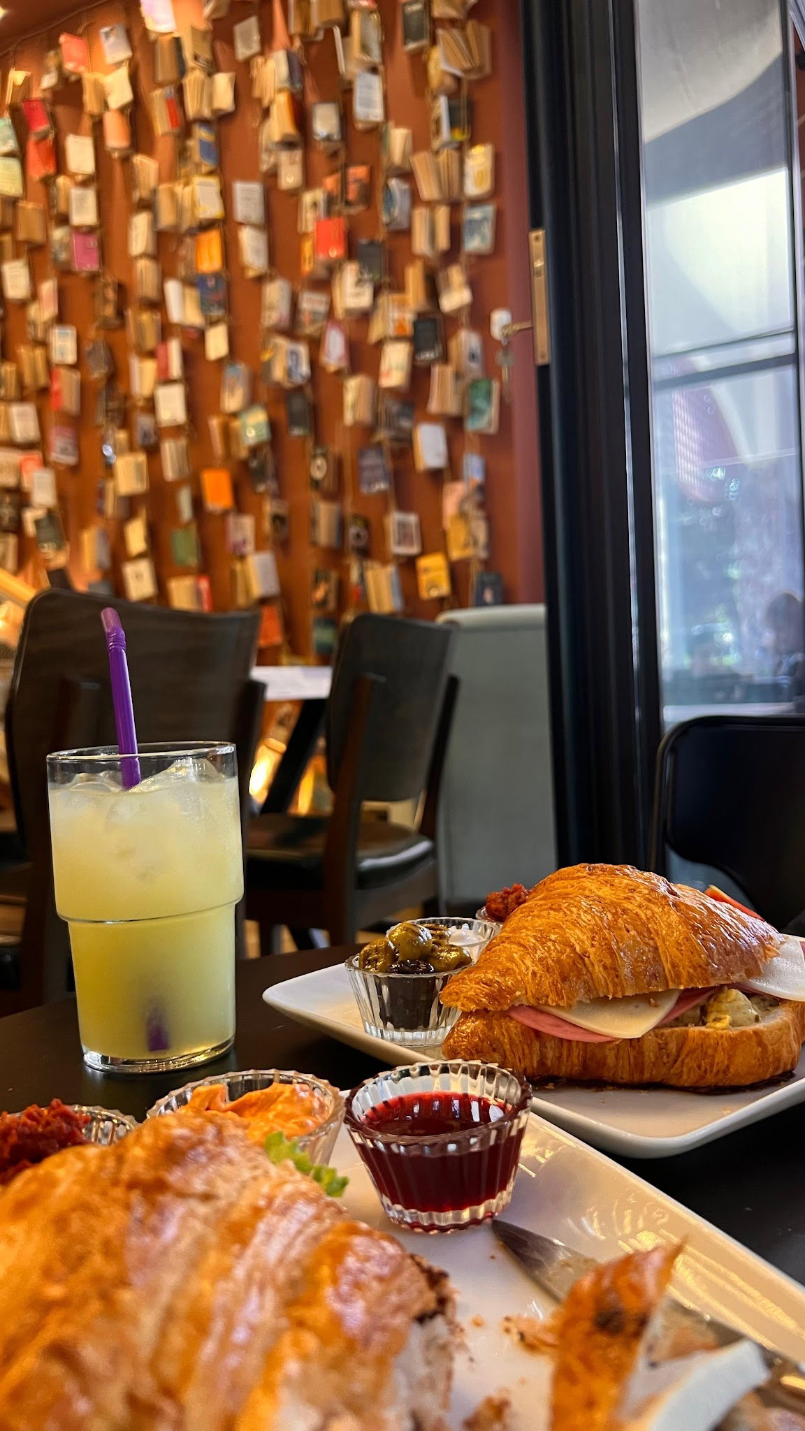 Kebikeç Kitap Kahve