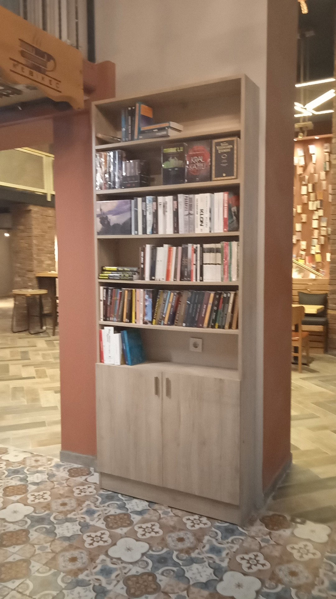 Kebikeç Kitap Kahve