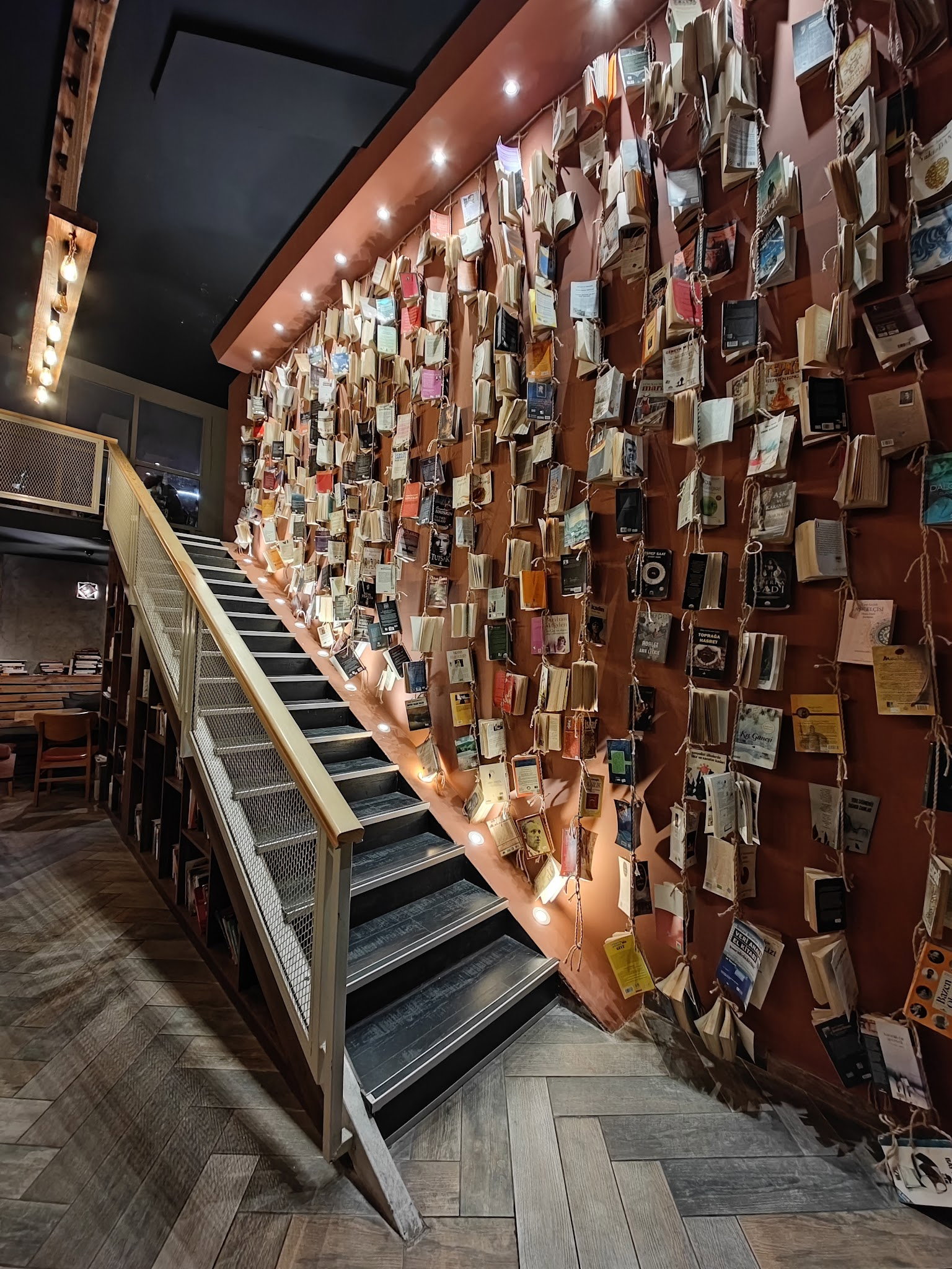 Kebikeç Kitap Kahve