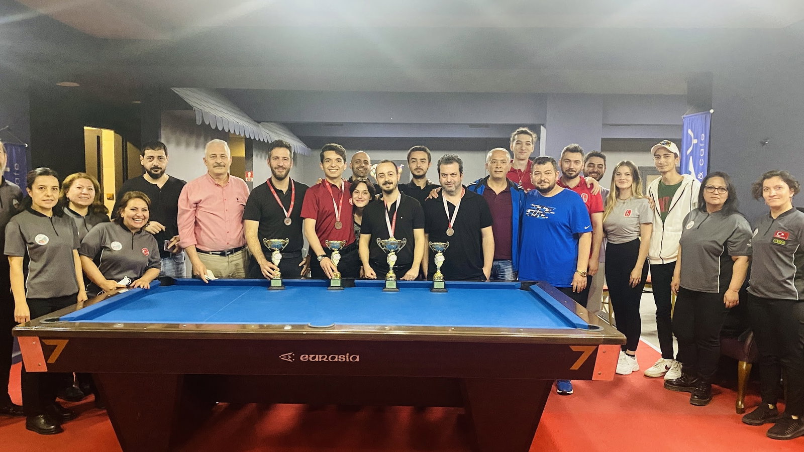 Play Bilardo & Cafe