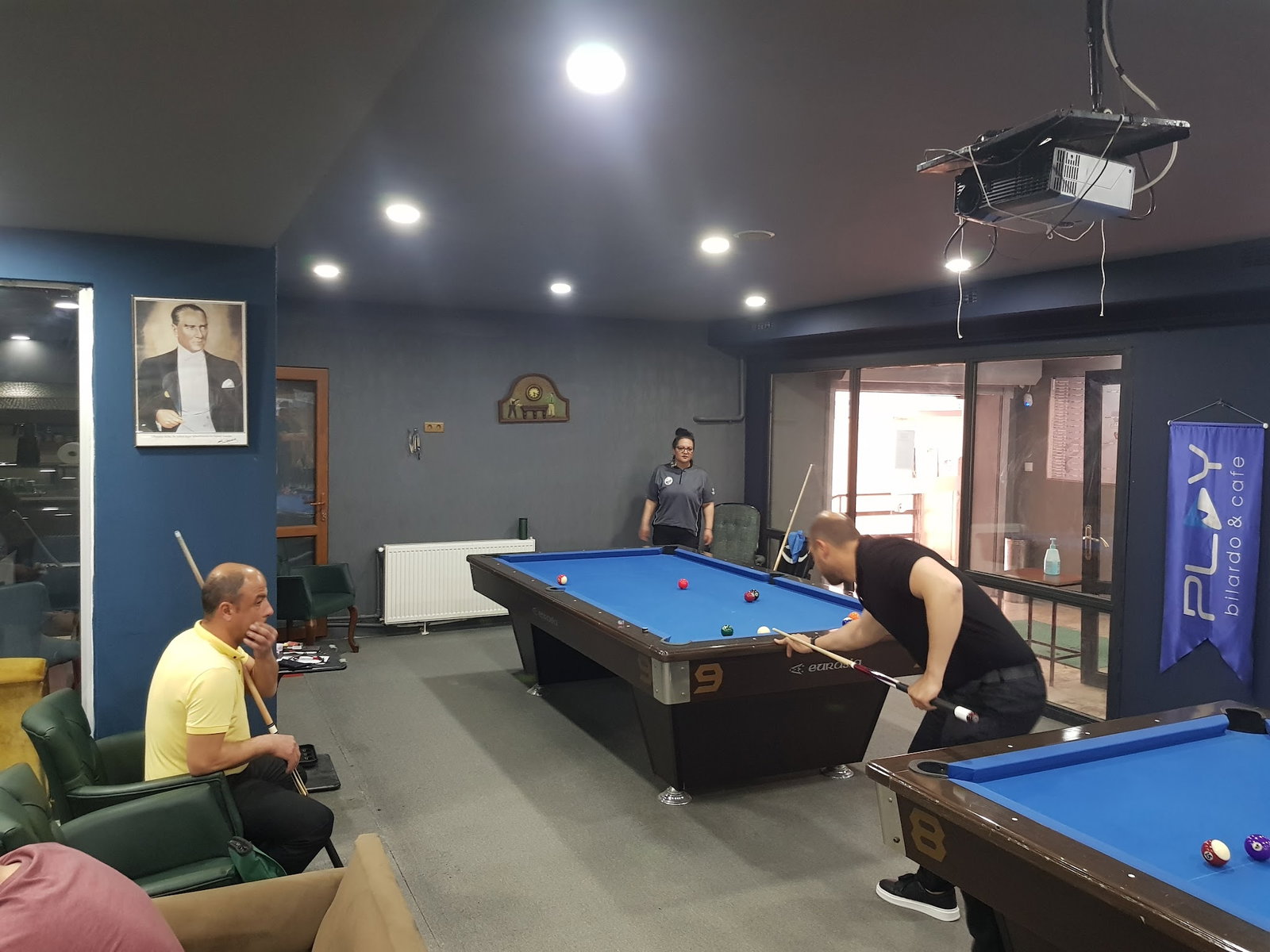 Play Bilardo & Cafe