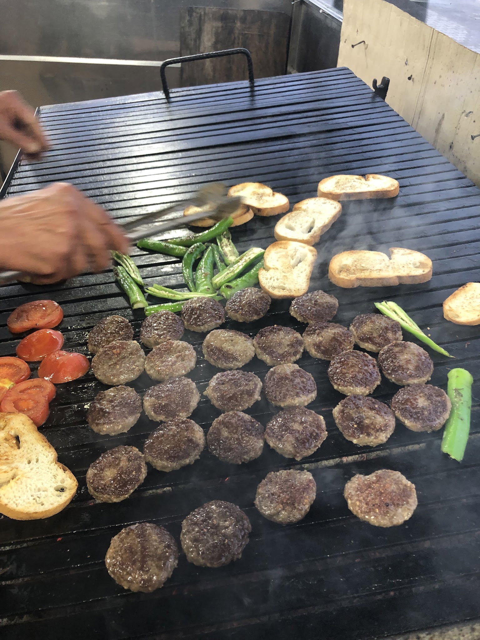Şahin Et Mangal